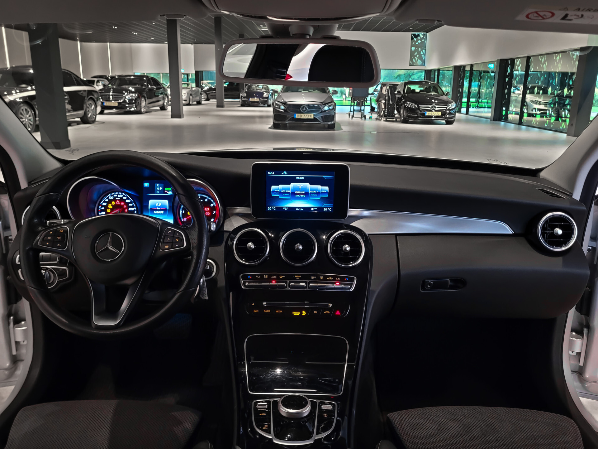 Mercedes-Benz C-Klasse Estate 350 e Avantgarde Airmatic | Camera | Verw-stoelen | Sfeerverlichting | Aut-kofferklep | New Service Foto 25