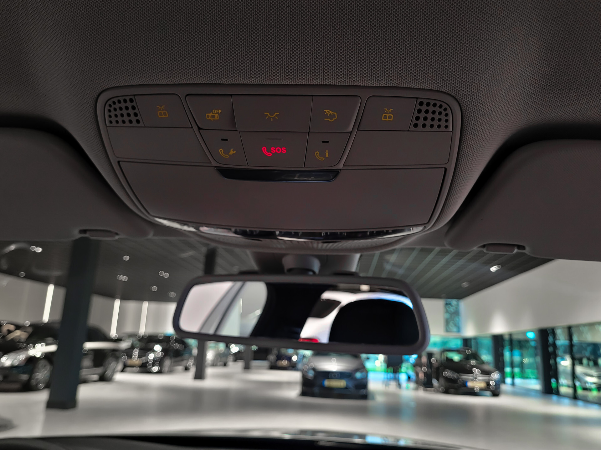 Mercedes-Benz C-Klasse Estate 350 e Avantgarde Airmatic | Camera | Verw-stoelen | Sfeerverlichting | Aut-kofferklep | New Service Foto 27