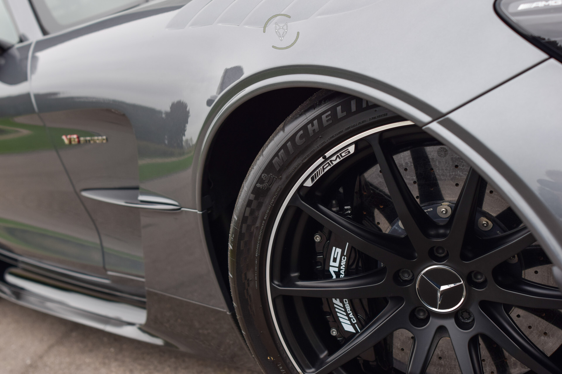 Mercedes-Benz AMG GT 4.0 Black Series Full Carbon | Burmester 3D | NL Auto Foto 17