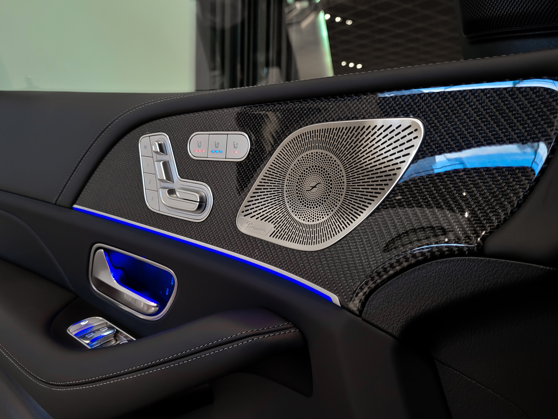 Mercedes-Benz GLE AMG 53 Hybrid 4M+ Night | Carbon | Ruitleder | Performance | 22" | Massage | HUD | Stoelkoeling Foto 14