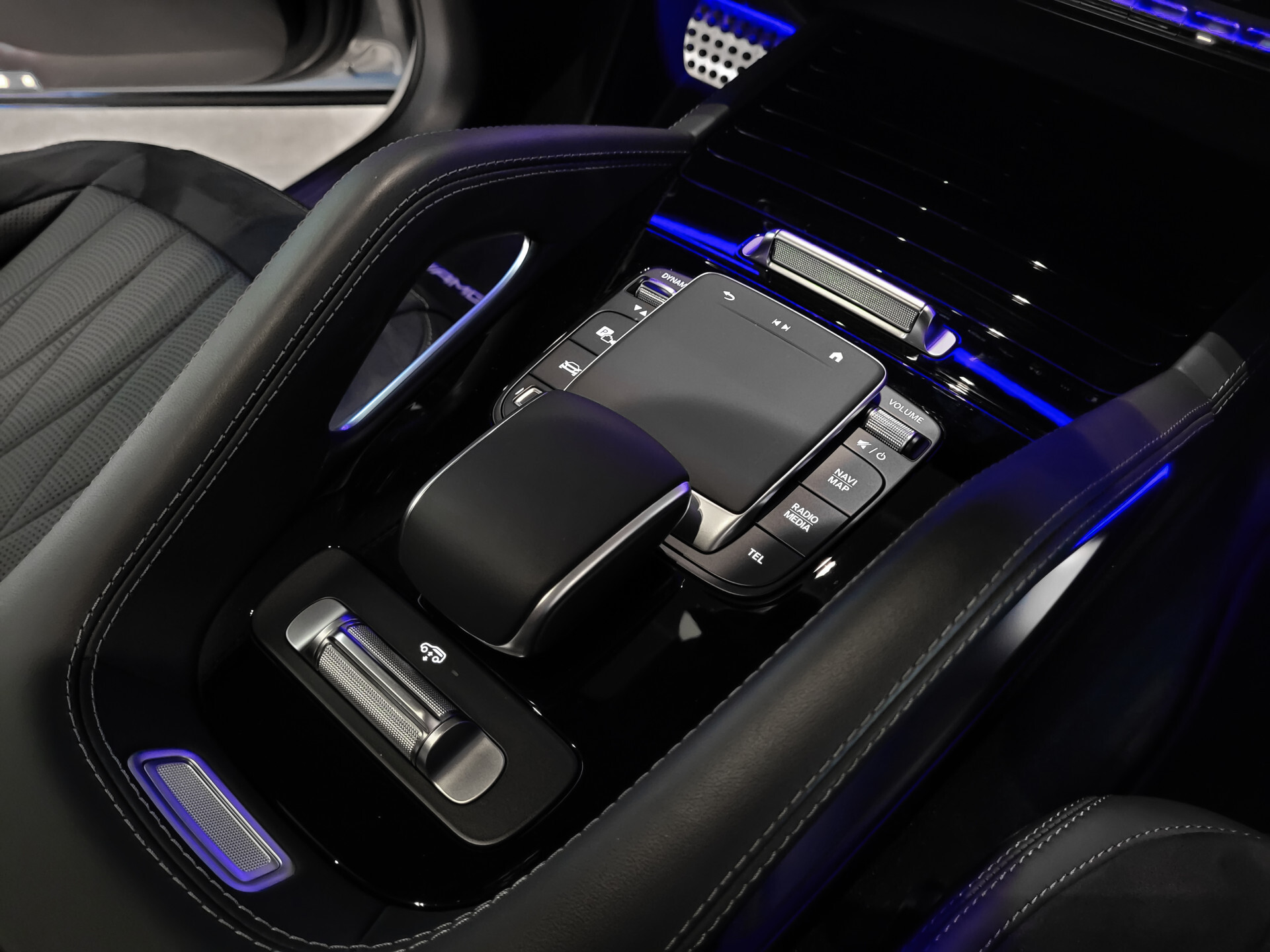 Mercedes-Benz GLE AMG 53 Hybrid 4M+ Night | Carbon | Ruitleder | Performance | 22" | Massage | HUD | Stoelkoeling Foto 43