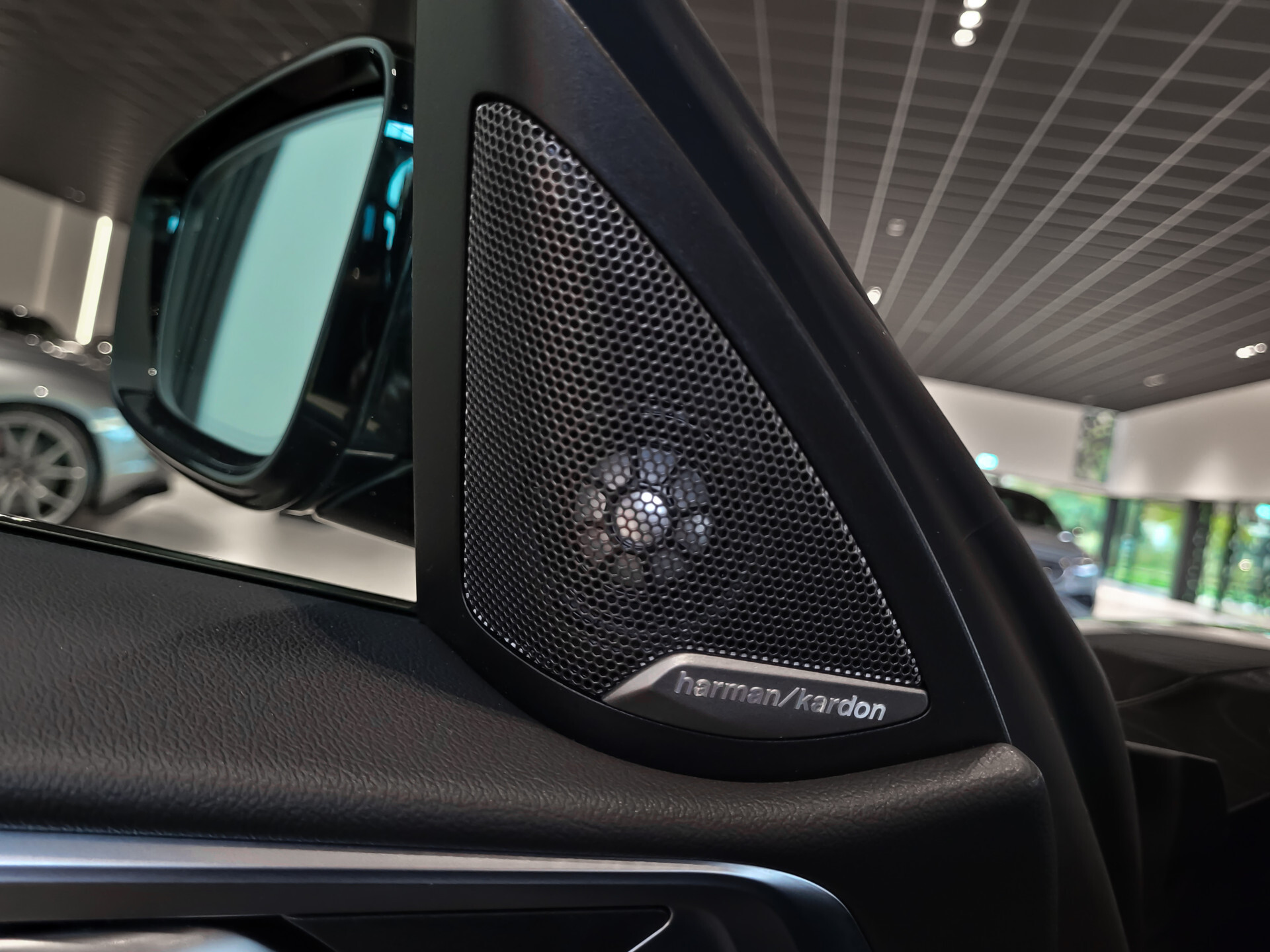 BMW 4 Serie Coupé 420i M Sport ACC | Leder | Harman-Kardon | Shadowline | 19" | LED Foto 12