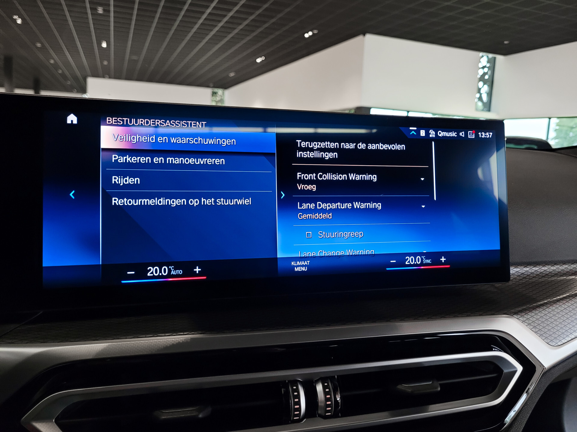 BMW 4 Serie Coupé 420i M Sport ACC | Leder | Harman-Kardon | Shadowline | 19" | LED Foto 29