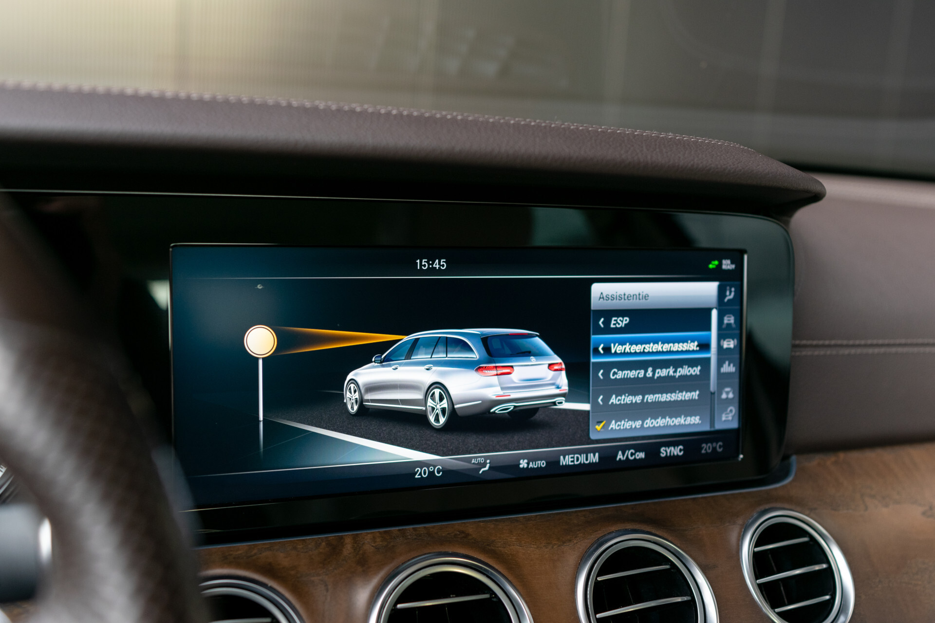 Mercedes-Benz E-Klasse Estate 250 Avantgarde ACC | Standkachel | Comand | 360 | Burmester | Mem | Exclusive | Volledige historie Foto 17