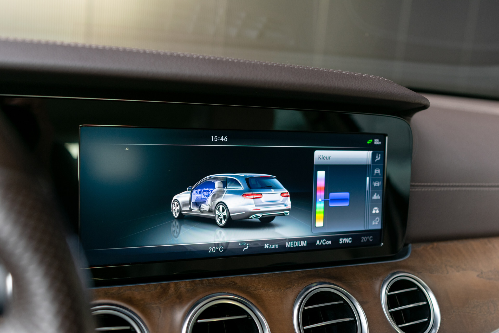 Mercedes-Benz E-Klasse Estate 250 Avantgarde ACC | Standkachel | Comand | 360 | Burmester | Mem | Exclusive | Volledige historie Foto 29