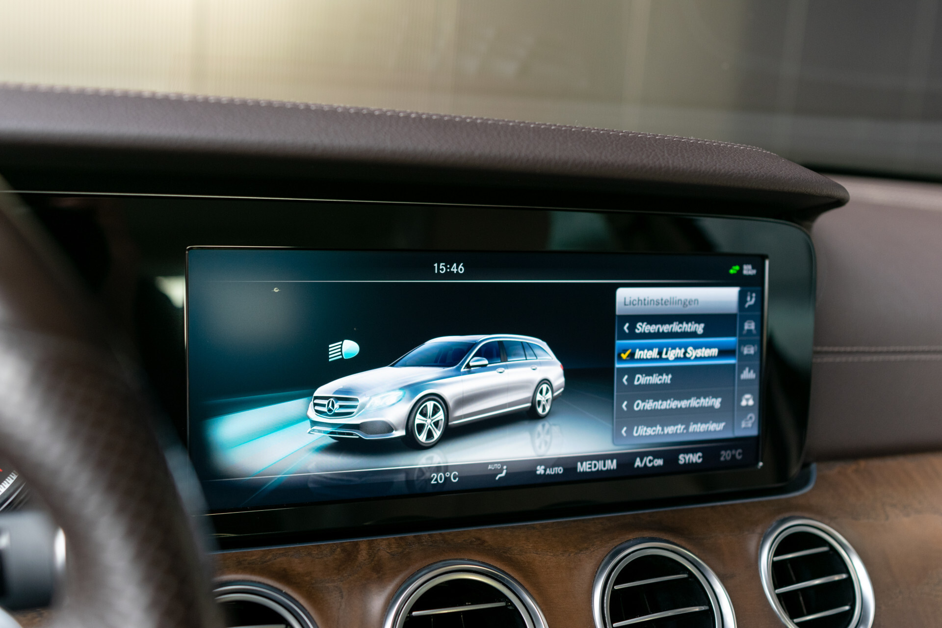 Mercedes-Benz E-Klasse Estate 250 Avantgarde ACC | Standkachel | Comand | 360 | Burmester | Mem | Exclusive | Volledige historie Foto 31