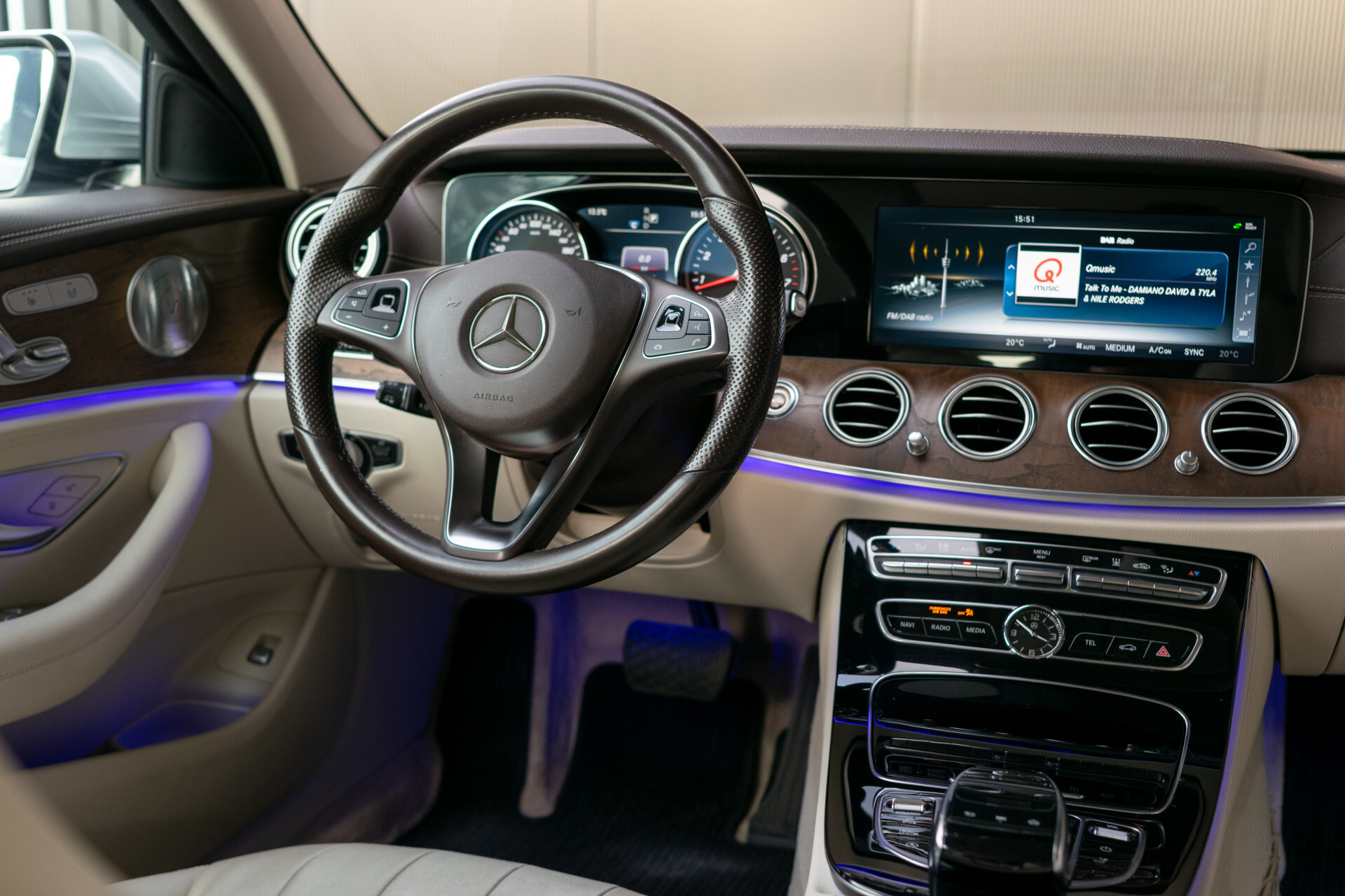 Mercedes-Benz E-Klasse Estate 250 Avantgarde ACC | Standkachel | Comand | 360 | Burmester | Mem | Exclusive | Volledige historie Foto 34