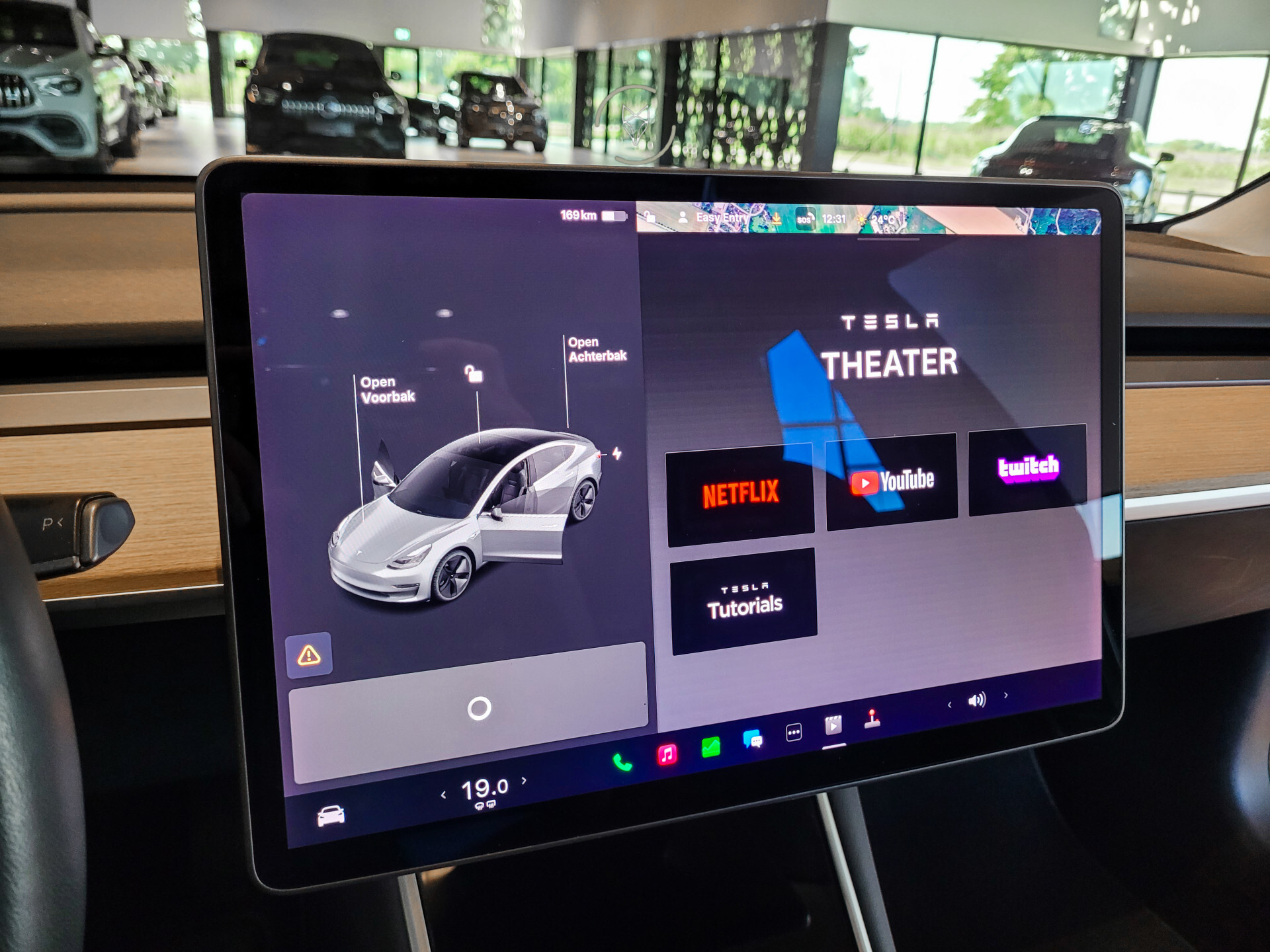 Tesla Model 3 Standard RWD Plus 60 kWh Pano | Leder | Autopilot | Camera | Verw Stln | 18"lmv | NL auto | SOH 85% Foto 18