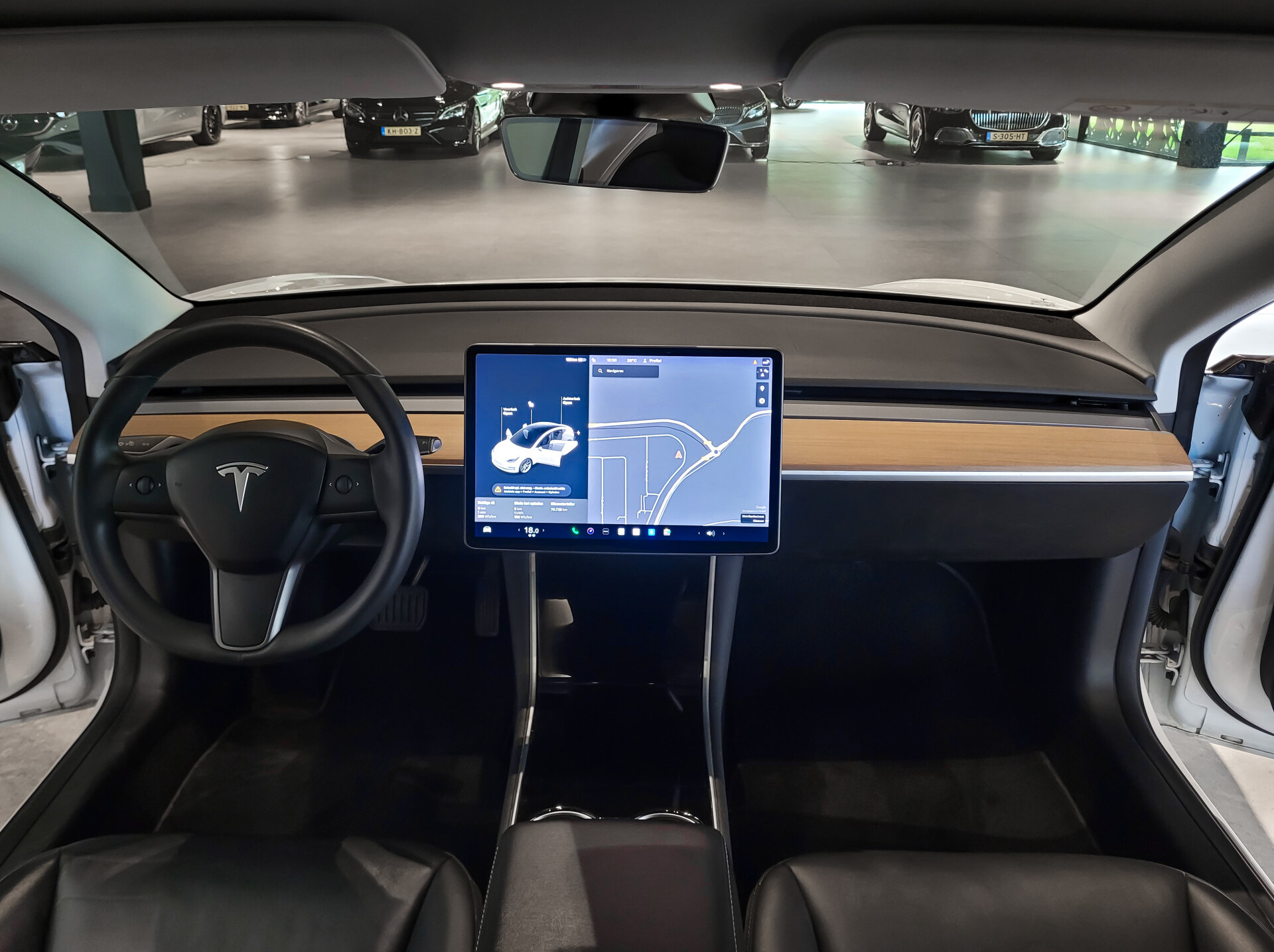 Tesla Model 3 Standard RWD Plus 60 kWh Pano | Leder | Autopilot | Camera | Verw Stln | SOH 89% | NL auto | 1ste eigenaar Foto 9