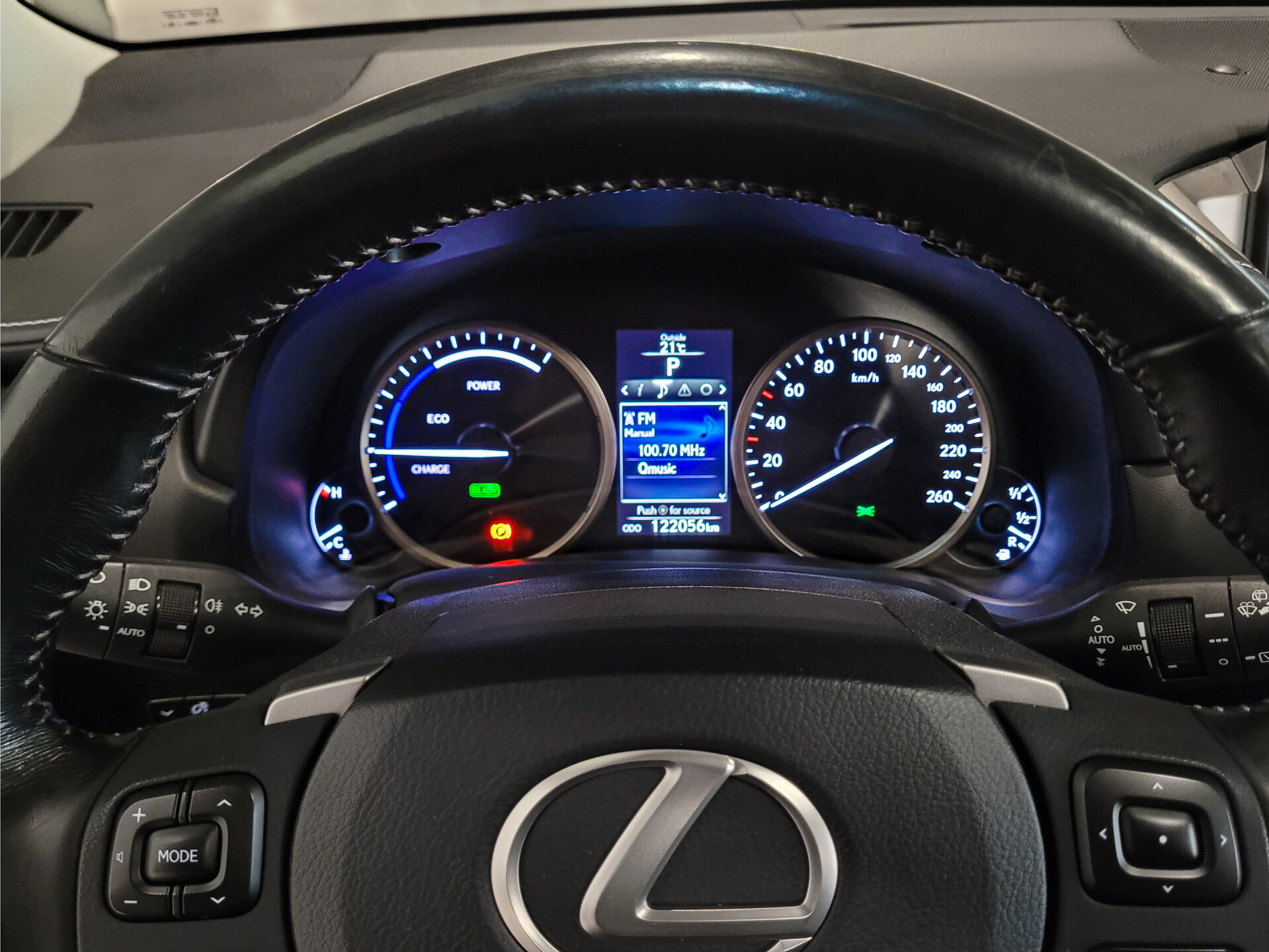 Lexus NX 300h AWD Business Line Dealer onderhouden | Mercury Grey | LED | Camera | Parkeersensoren Foto 19