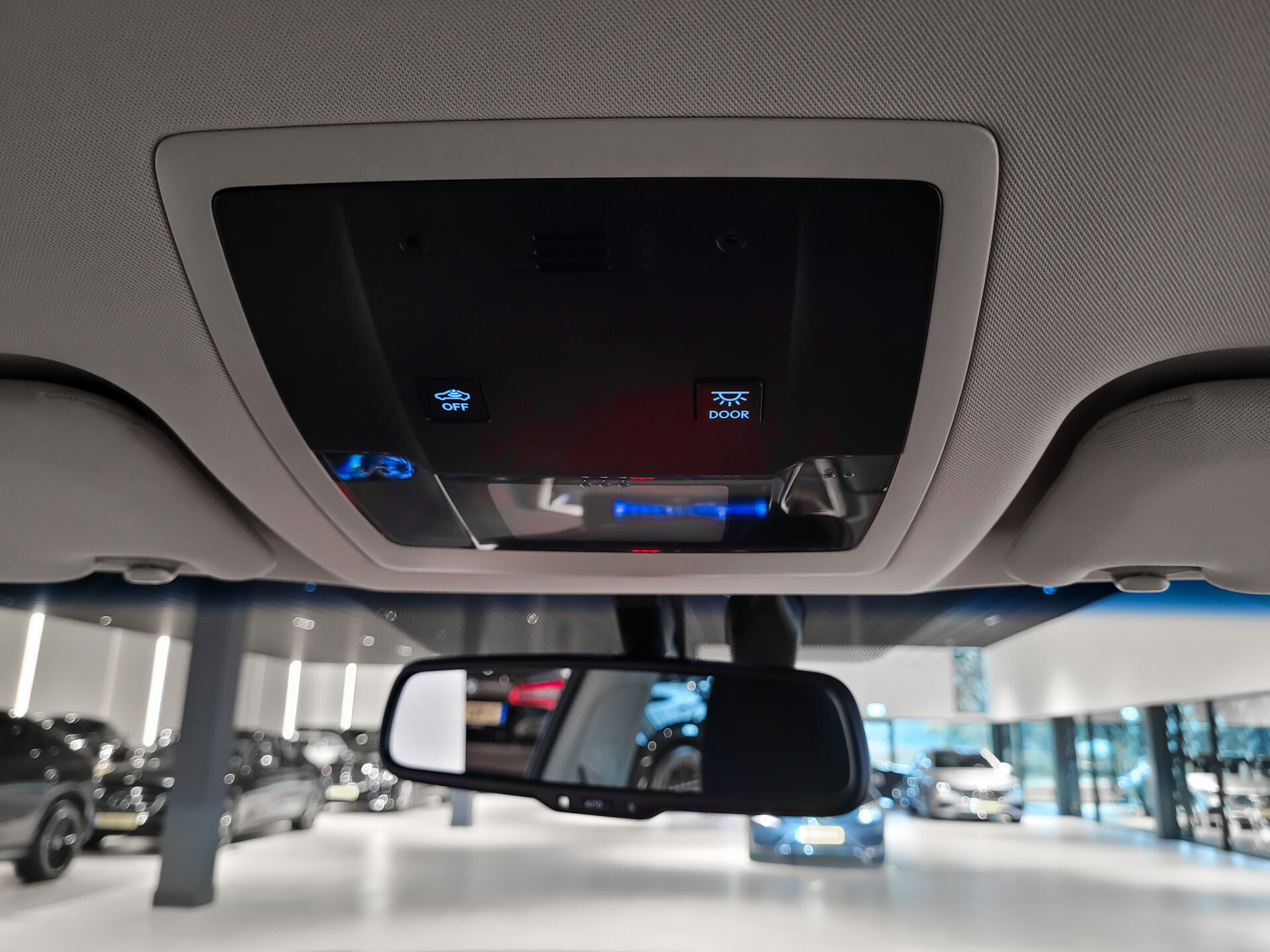 Lexus NX 300h AWD Business Line Dealer onderhouden | Mercury Grey | LED | Camera | Parkeersensoren Foto 32