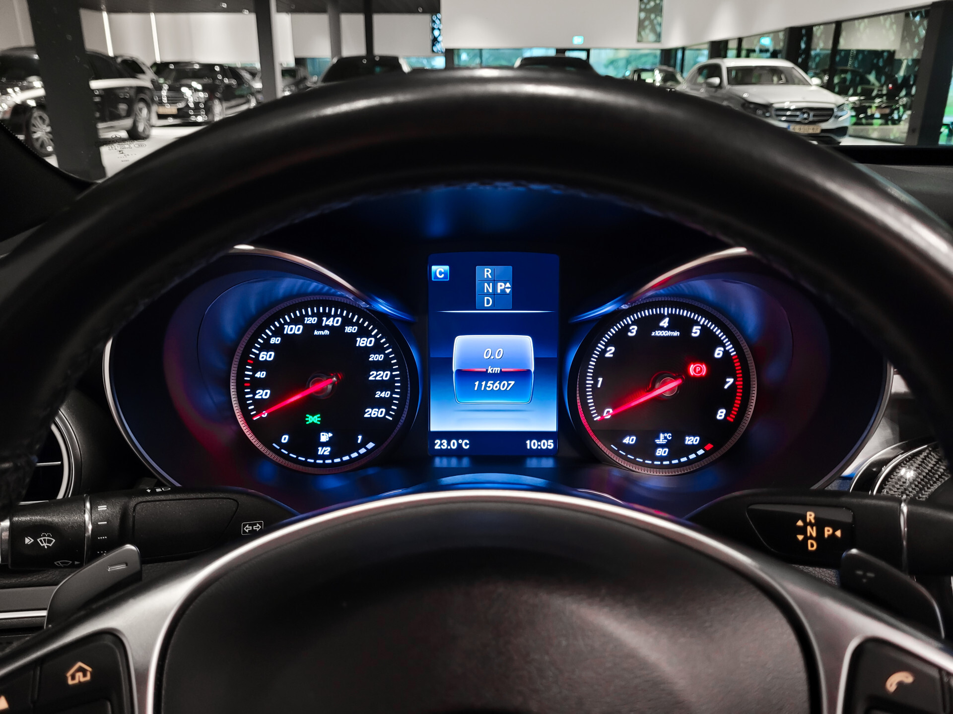 Mercedes-Benz C-Klasse 200 AMG Leder | Carbon | Burmester | 20" | ILS | Comand | Sfeerverlichting | Memory | Volledige historie Foto 24