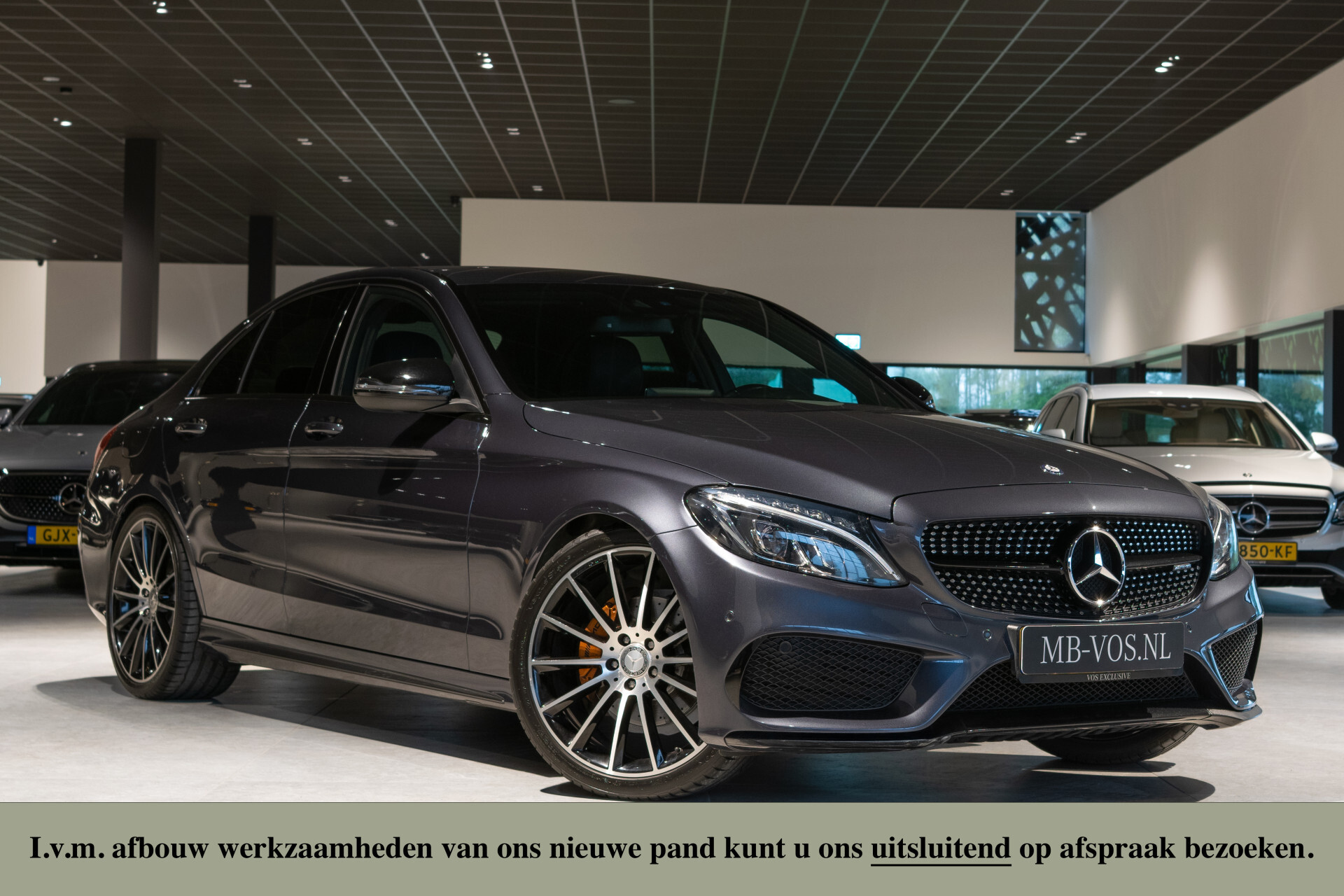 Mercedes-Benz C-Klasse 200 AMG Leder | Carbon | Burmester | 20" | ILS | Comand | Sfeerverlichting | Memory | Volledige historie Foto 5