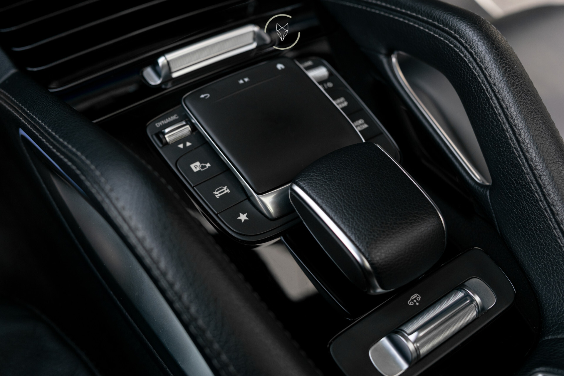 Mercedes-Benz GLE 450 4-M AMG Luchtvering | Carbon | Nappa | ACC | HUD | Keyless | Standkachel | Softclose | Trekhaak | Manufaktur | Mem | 22" Foto 25