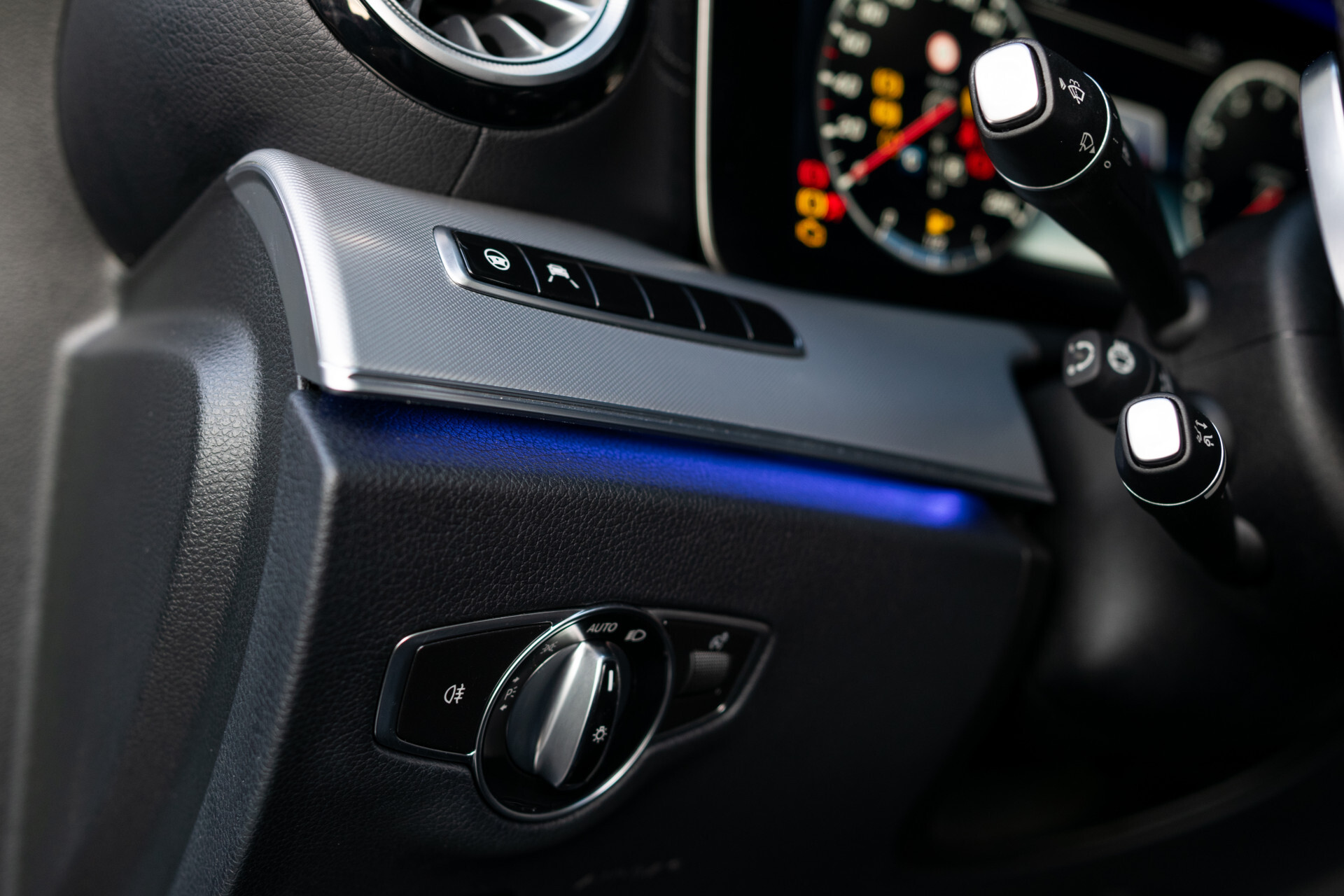 Mercedes-Benz E-Klasse Coupé 400 4-M AMG Night | ACC | Keyless | Soflclose | Mem | Panorama | Ambient | MULTIBEAM | 20" | New Service Foto 19