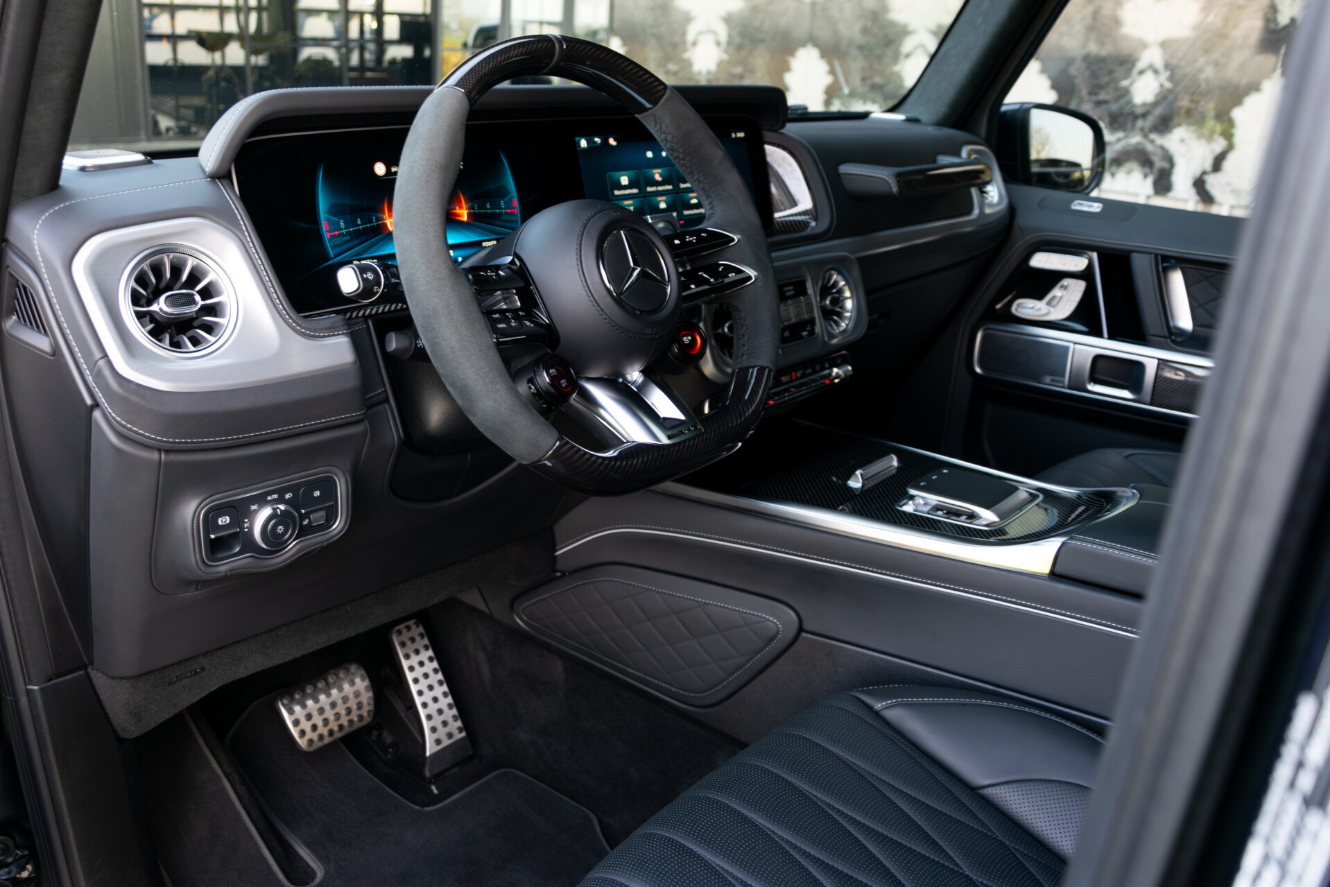 Mercedes-Benz G-Klasse AMG 63 Facelift Manufaktur | AMG Active Ride Control | Carbon | SUPERIOR | Night | Standkachel | Massage | ACC Foto 27