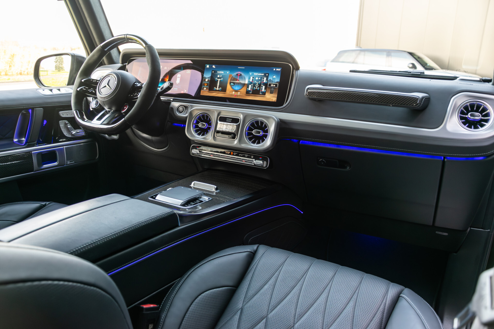 Mercedes-Benz G-Klasse AMG 63 Facelift Manufaktur | AMG Active Ride Control | Carbon | SUPERIOR | Night | Standkachel | Massage | ACC Foto 39