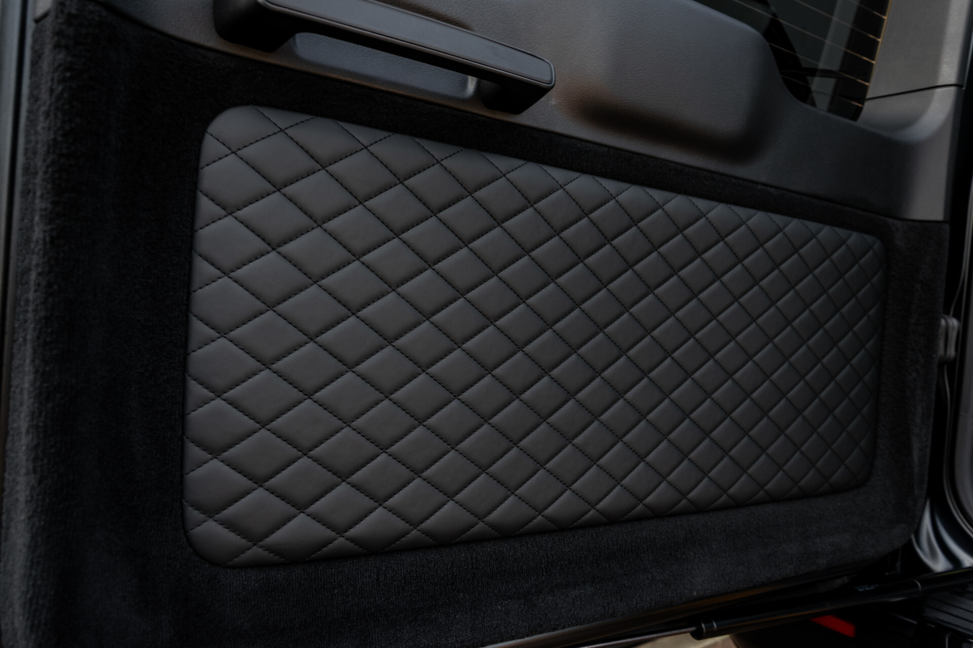 Mercedes-Benz G-Klasse AMG 63 Facelift Manufaktur | AMG Active Ride Control | Carbon | SUPERIOR | Night | Standkachel | Massage | ACC Foto 60