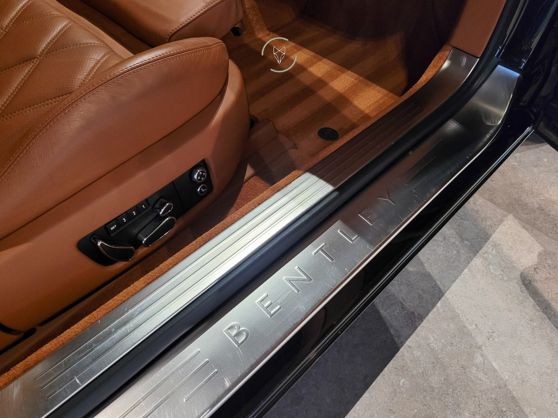 Bentley Continental GT 6.0 W12 Mulliner | Diamond Black | 21" | Massage | BTW | Glascoating | Volledige historie | Nieuwstaat Foto 29