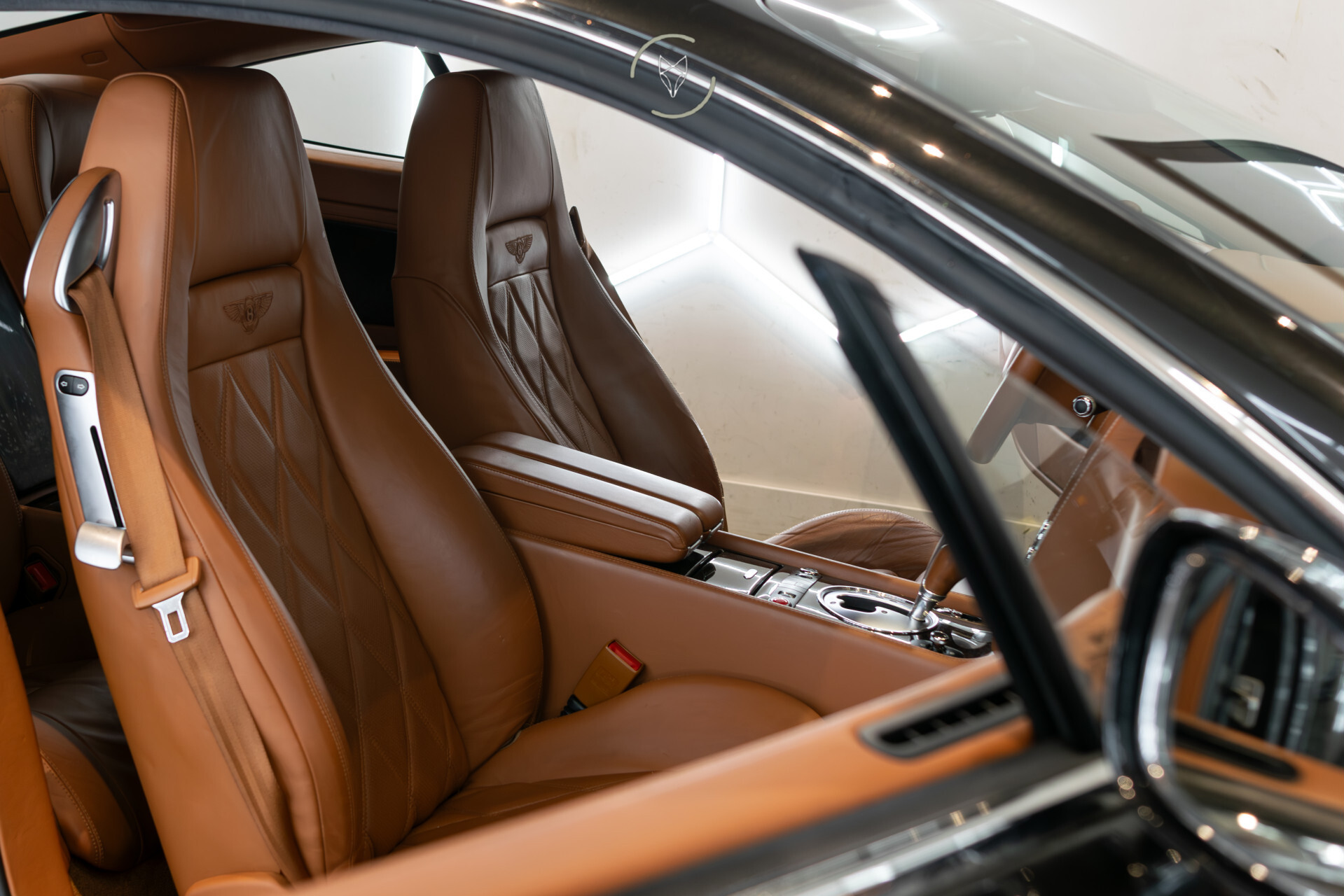 Bentley Continental GT 6.0 W12 Mulliner | Diamond Black | 21" | Massage | BTW | Glascoating | Volledige historie | Nieuwstaat Foto 6