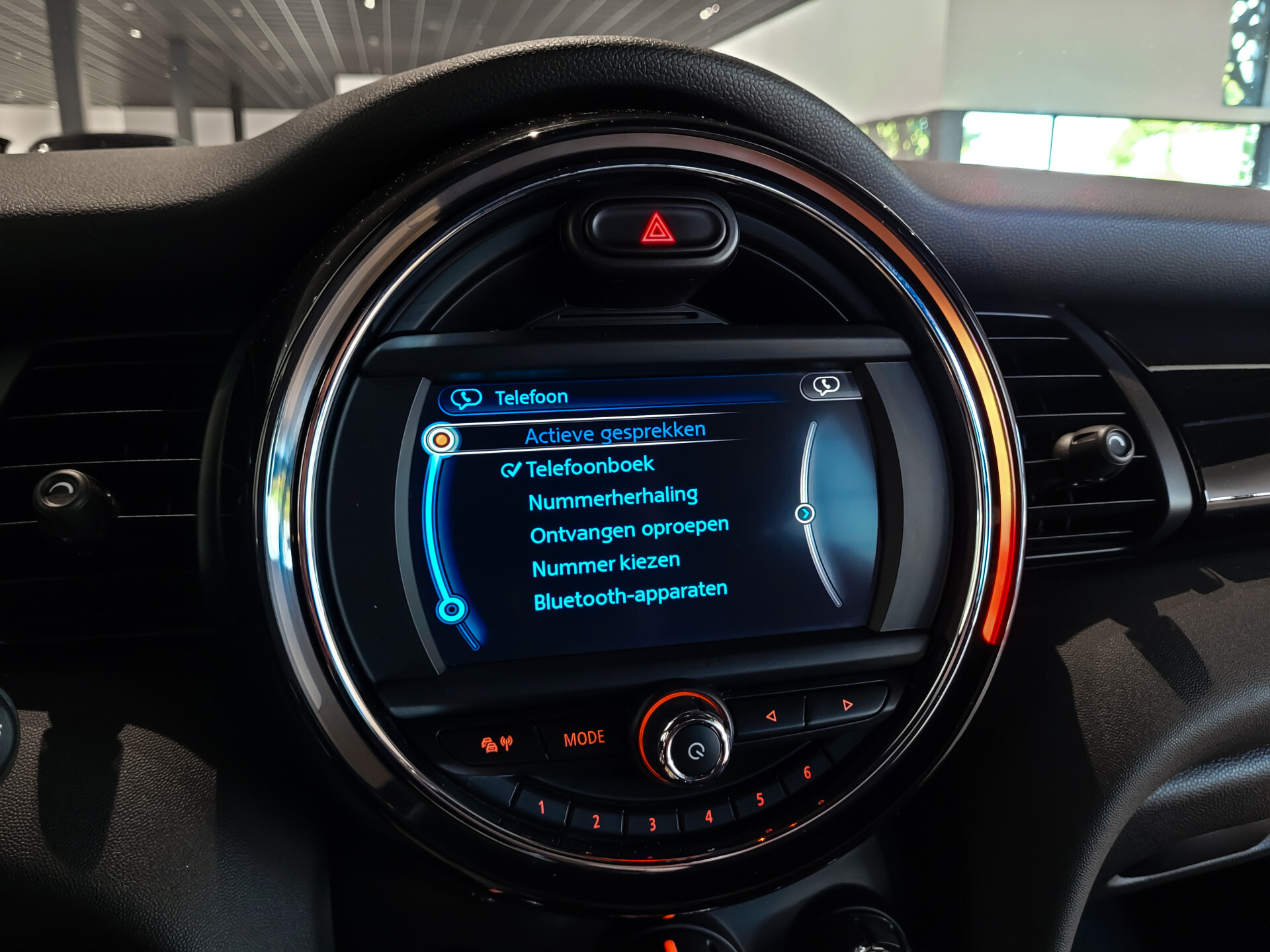 MINI 1.5 Cooper Business BLACK NL auto | Cruise | New service | LM velgen Foto 17