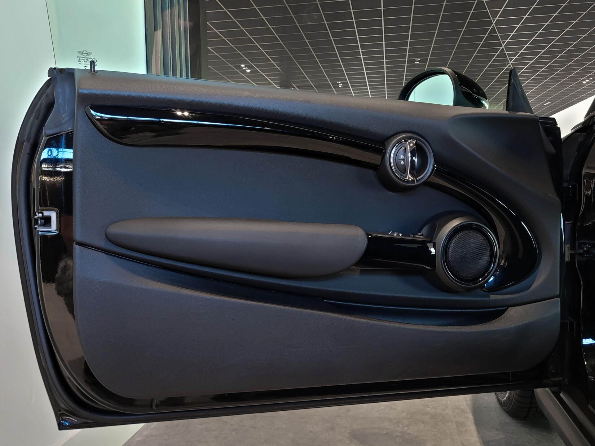 MINI 1.5 Cooper Business BLACK NL auto | Cruise | New service | LM velgen Foto 8