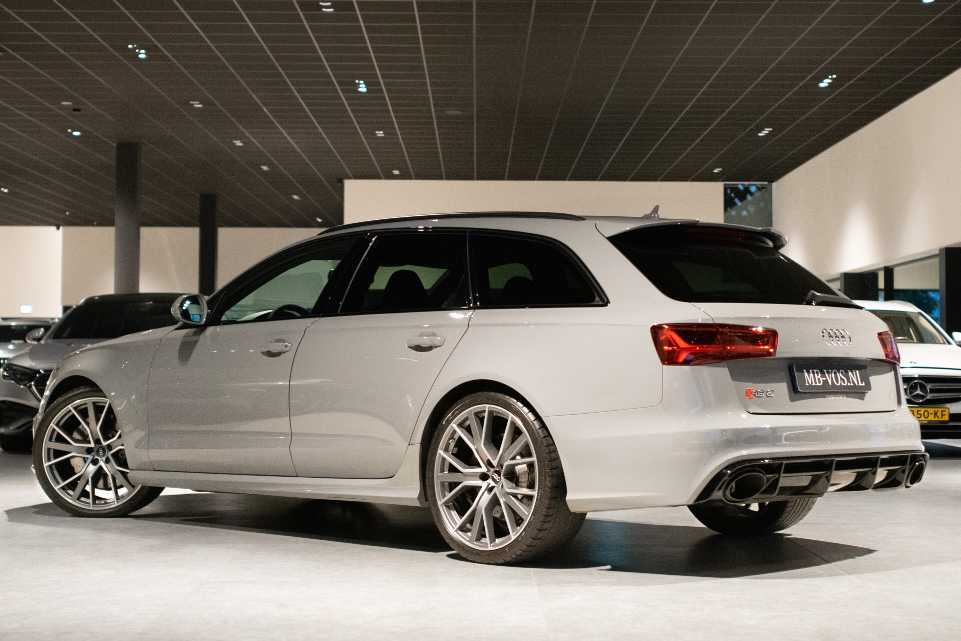 Audi A6 Avant 4.0 TFSI RS 6 Quattro Performance Carbon | Nardo | Memory | 21" | Matric LED | Bose Foto 2