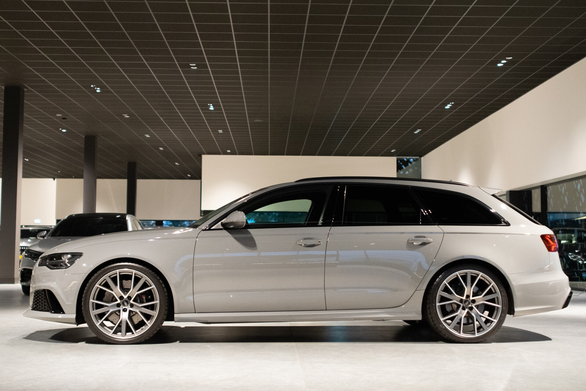 Audi A6 Avant 4.0 TFSI RS 6 Quattro Performance Carbon | Nardo | Memory | 21" | Matric LED | Bose Foto 4