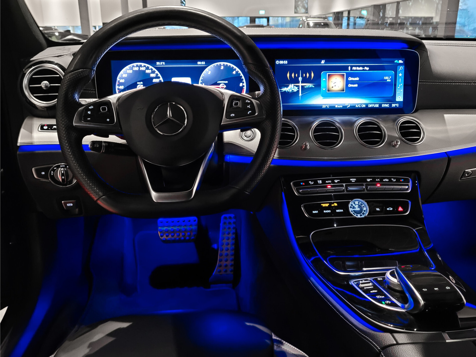 Mercedes-Benz E-Klasse 350 d AMG Luchtvering | Keyless | ACC | Mem | Burmester | Dak | Nappa | HUD | 360\BTW Foto 29