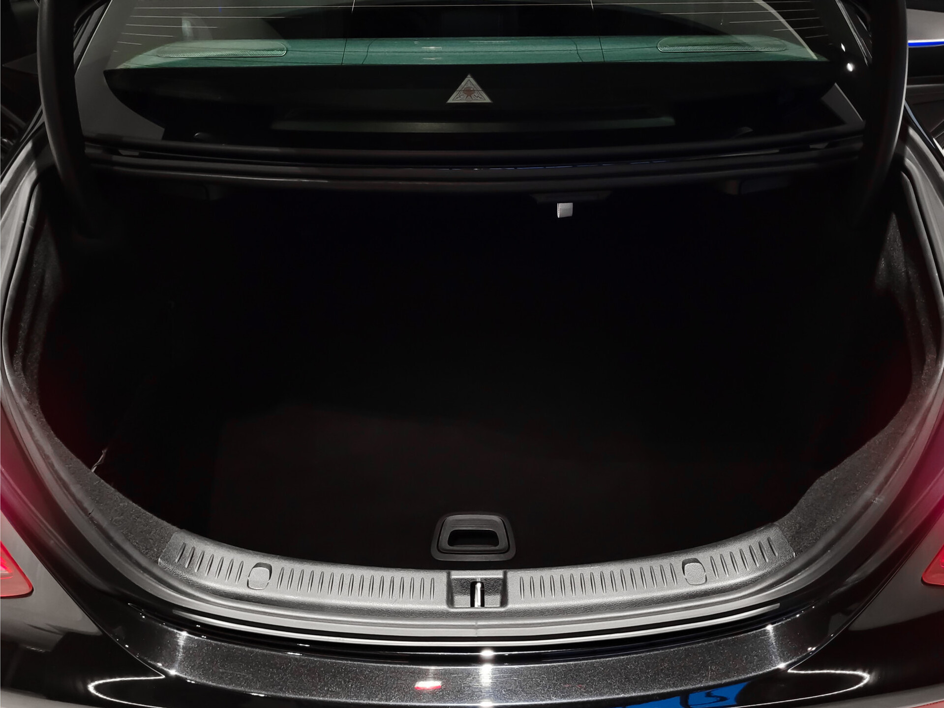 Mercedes-Benz E-Klasse 350 d AMG Luchtvering | Keyless | ACC | Mem | Burmester | Dak | Nappa | HUD | 360\BTW Foto 35