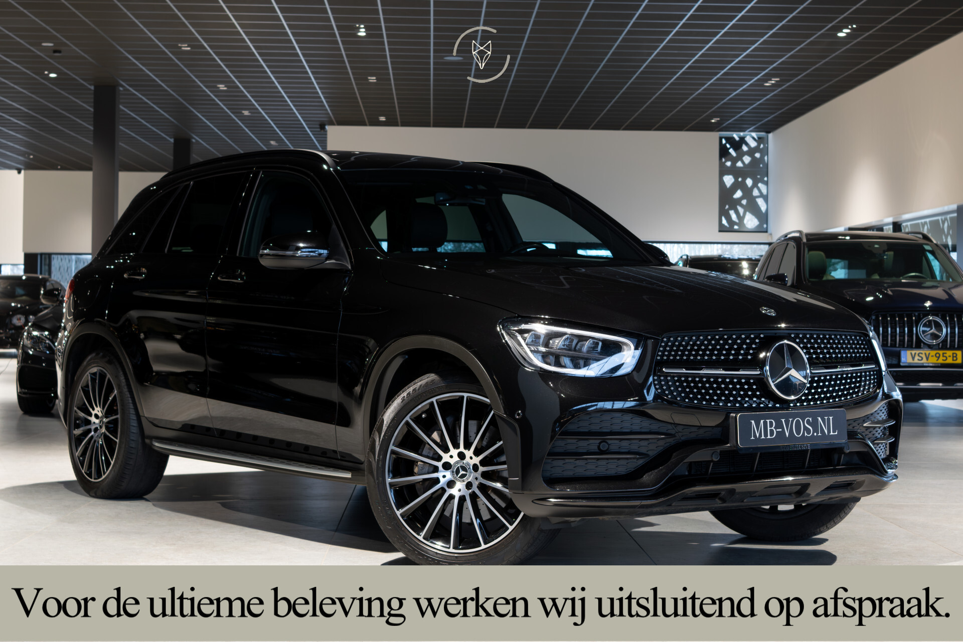 Mercedes-Benz GLC 200 4-M AMG Night | Panorama | 20" | Trekhaak | MBUX | Spoorpakket | Sfeerverlichting | Treeplanken | New Service Foto 1