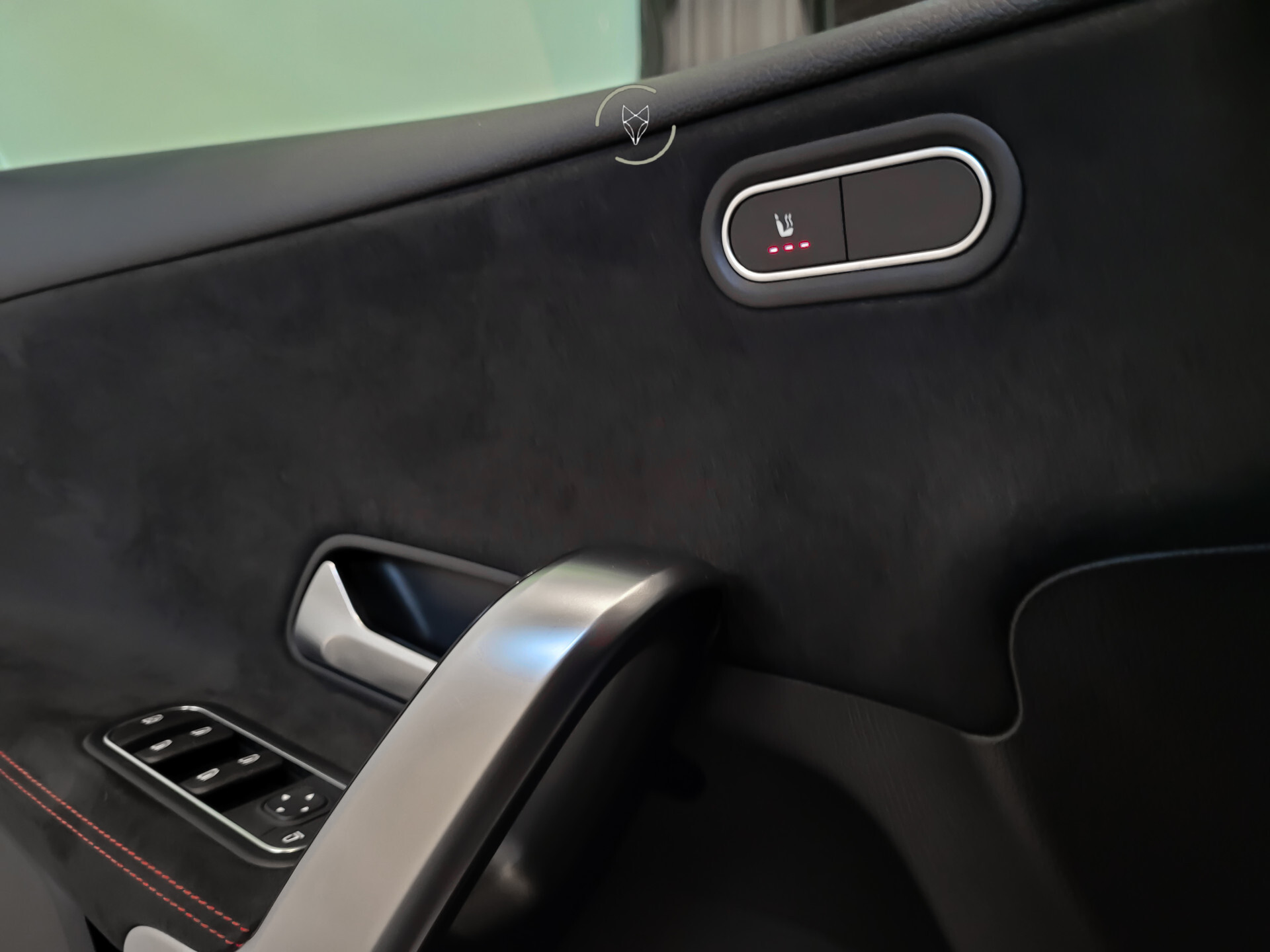 Mercedes-Benz A-Klasse 180 d AMG Night | Panorama | Widescreen | LED | MBUX Aut7 Foto 14