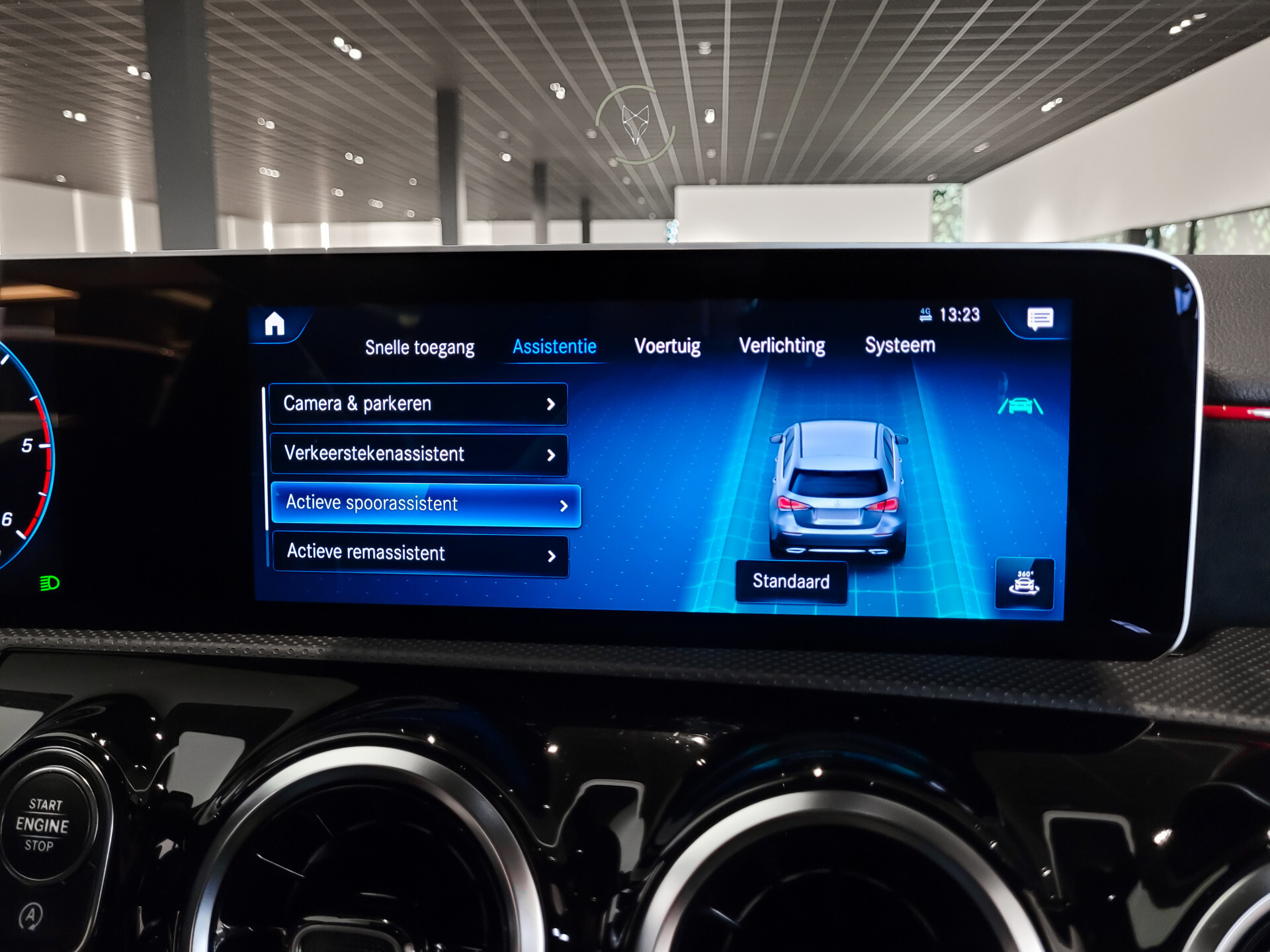 Mercedes-Benz A-Klasse 180 d AMG Night | Panorama | Widescreen | LED | MBUX Aut7 Foto 21