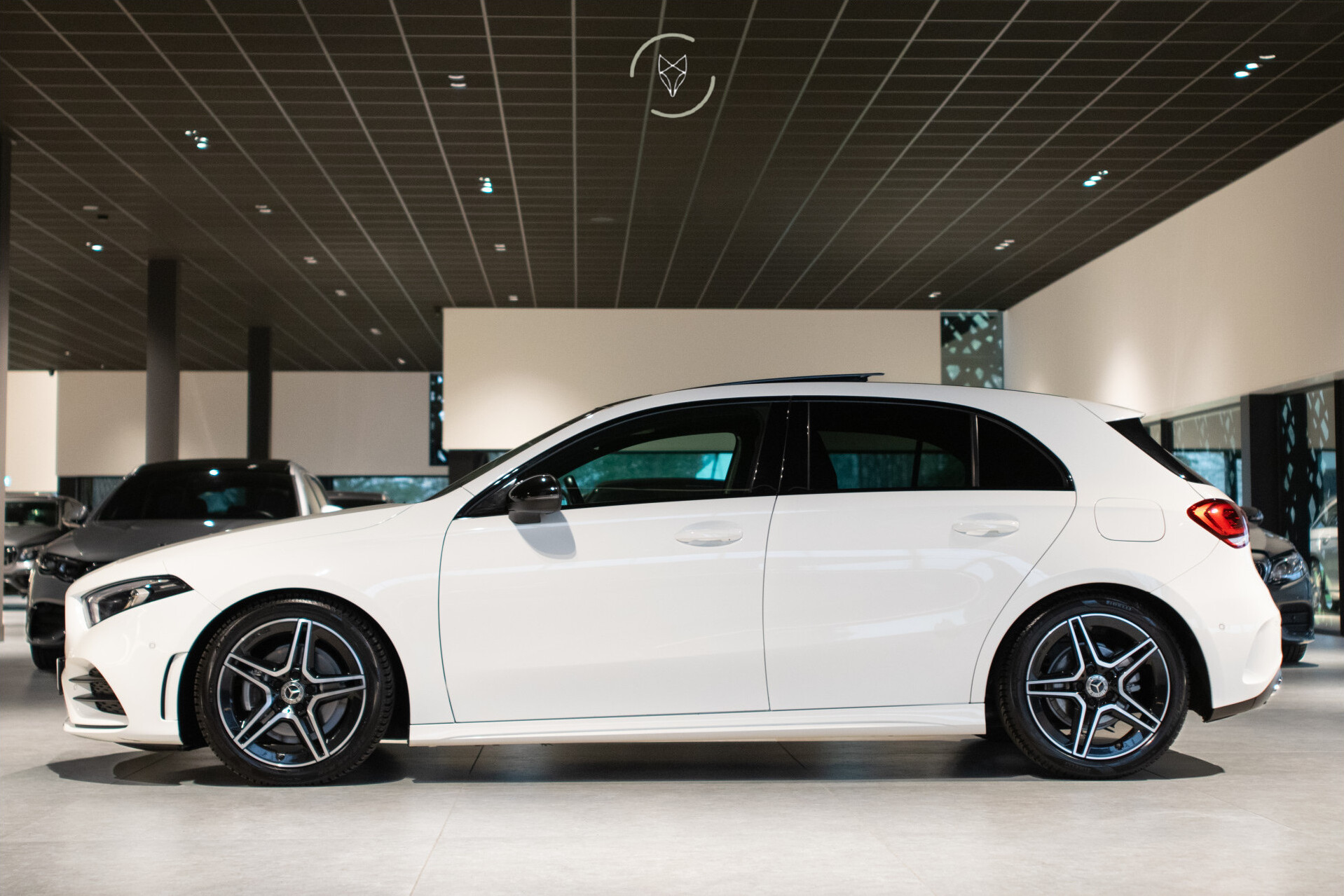 Mercedes-Benz A-Klasse 180 d AMG Night | Panorama | Widescreen | LED | MBUX Aut7 Foto 4