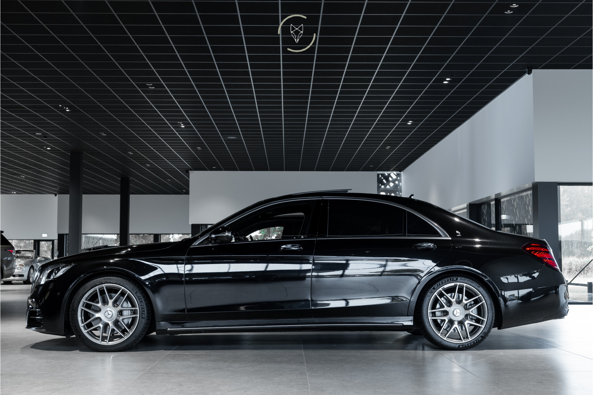 Mercedes-Benz S-Klasse 560 Lang 4-M AMG Exclusive | 4*massage/koeling | 20" | entertainment | standkachel | HUD | nachtzicht Foto 4