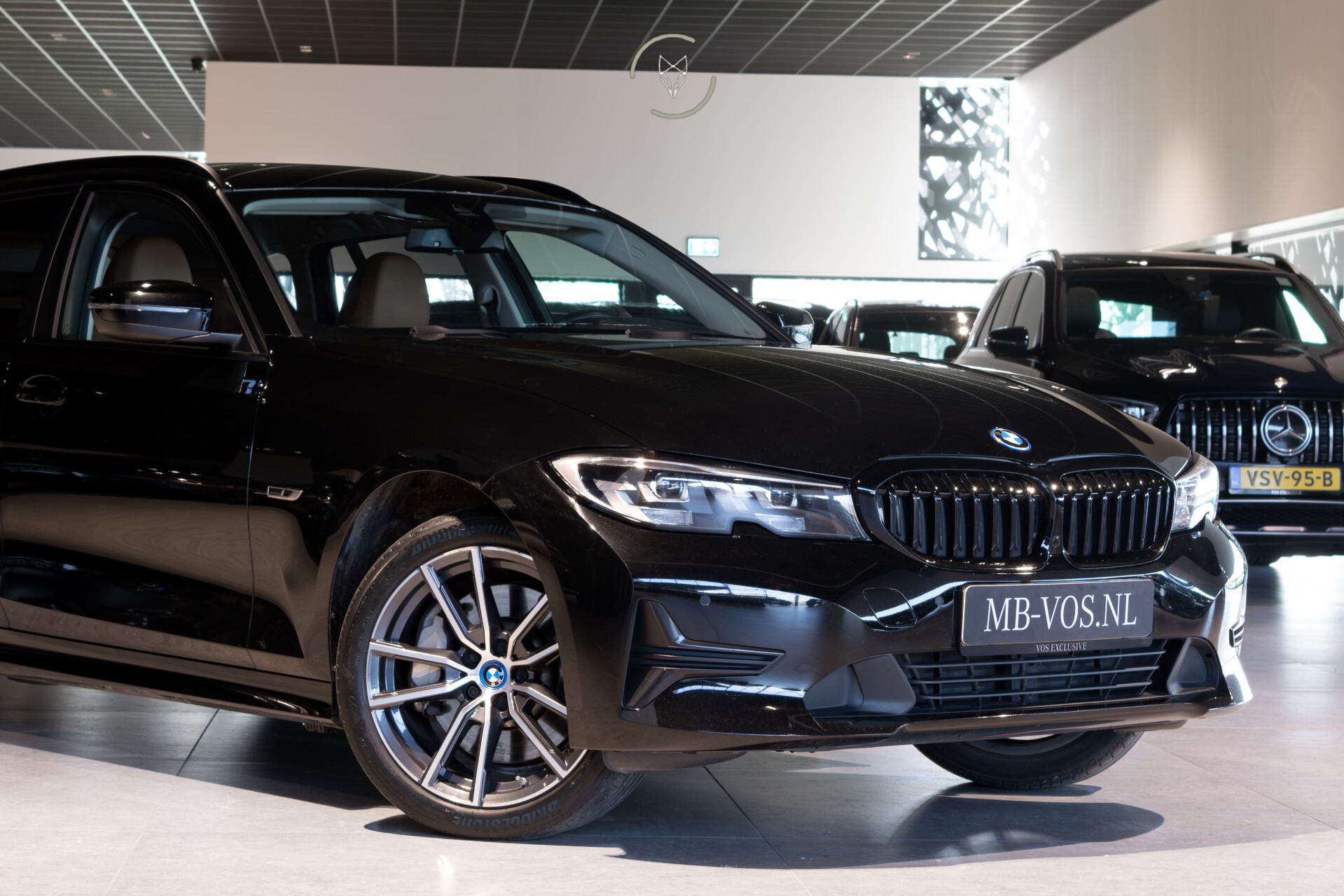 BMW 3 Serie Touring 330e Advanced Keyless-Go | Driving Assistant | Sportstoelen | HUD | 18" | Live Cockpit Pro | Hifi | Leder | LED Foto 48