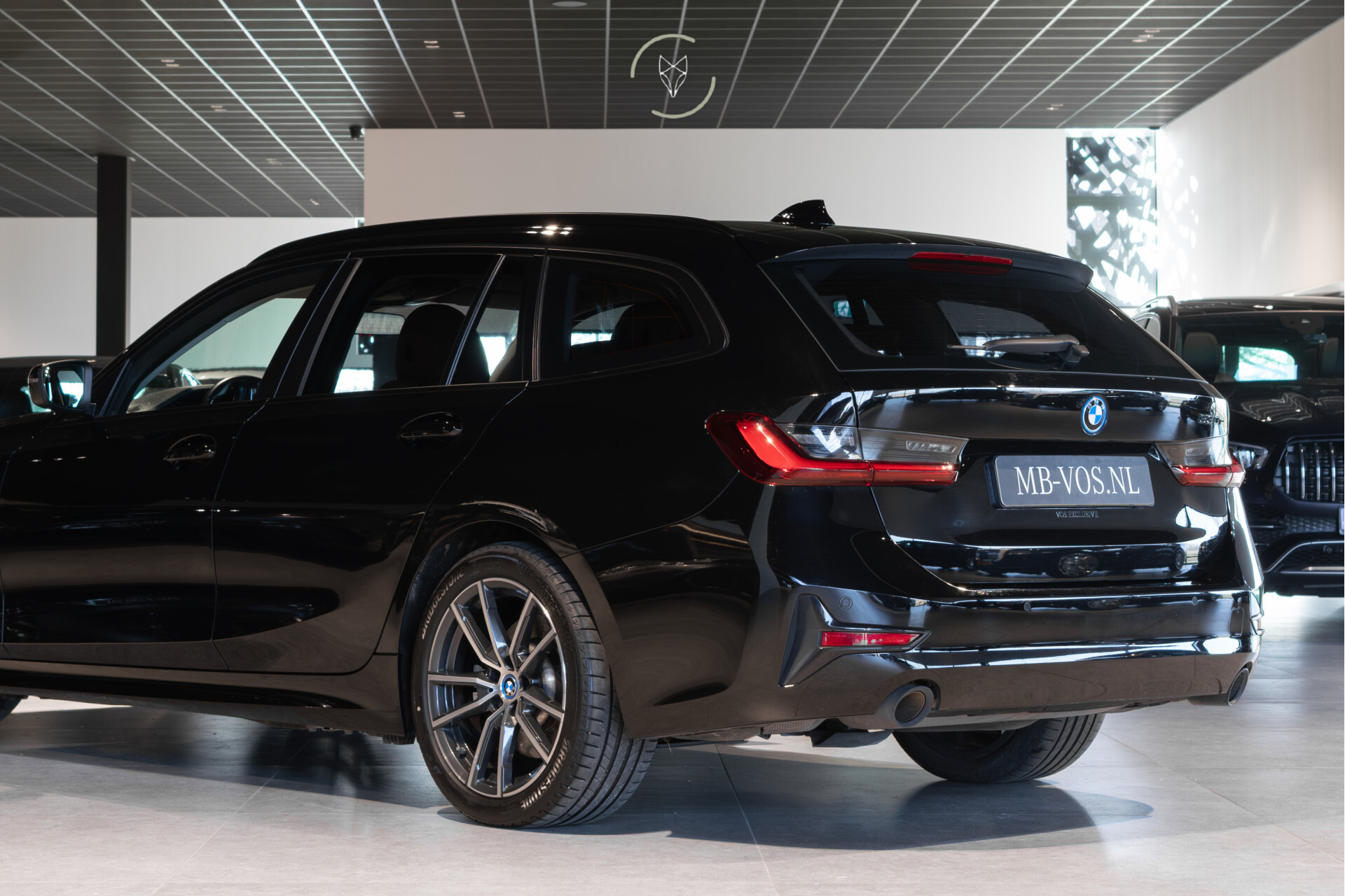 BMW 3 Serie Touring 330e Advanced Keyless-Go | Driving Assistant | Sportstoelen | HUD | 18" | Live Cockpit Pro | Hifi | Leder | LED Foto 49