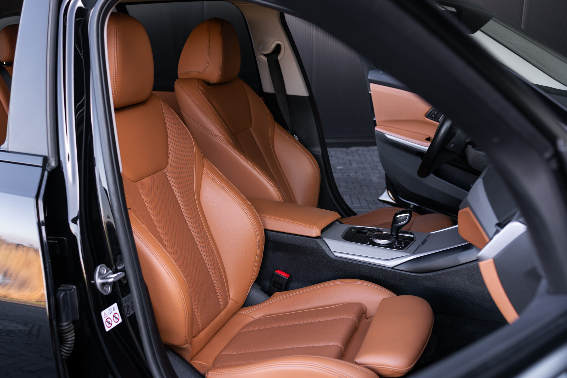 BMW 3 Serie Touring 330e Business Edition Plus Neem contact met ons op voor meer informatie Foto 7