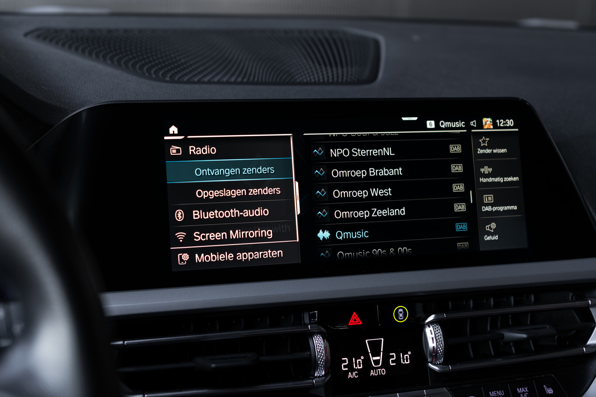 BMW 3 Serie Touring 330e Business Edition Plus Neem contact met ons op voor meer informatie Foto 9