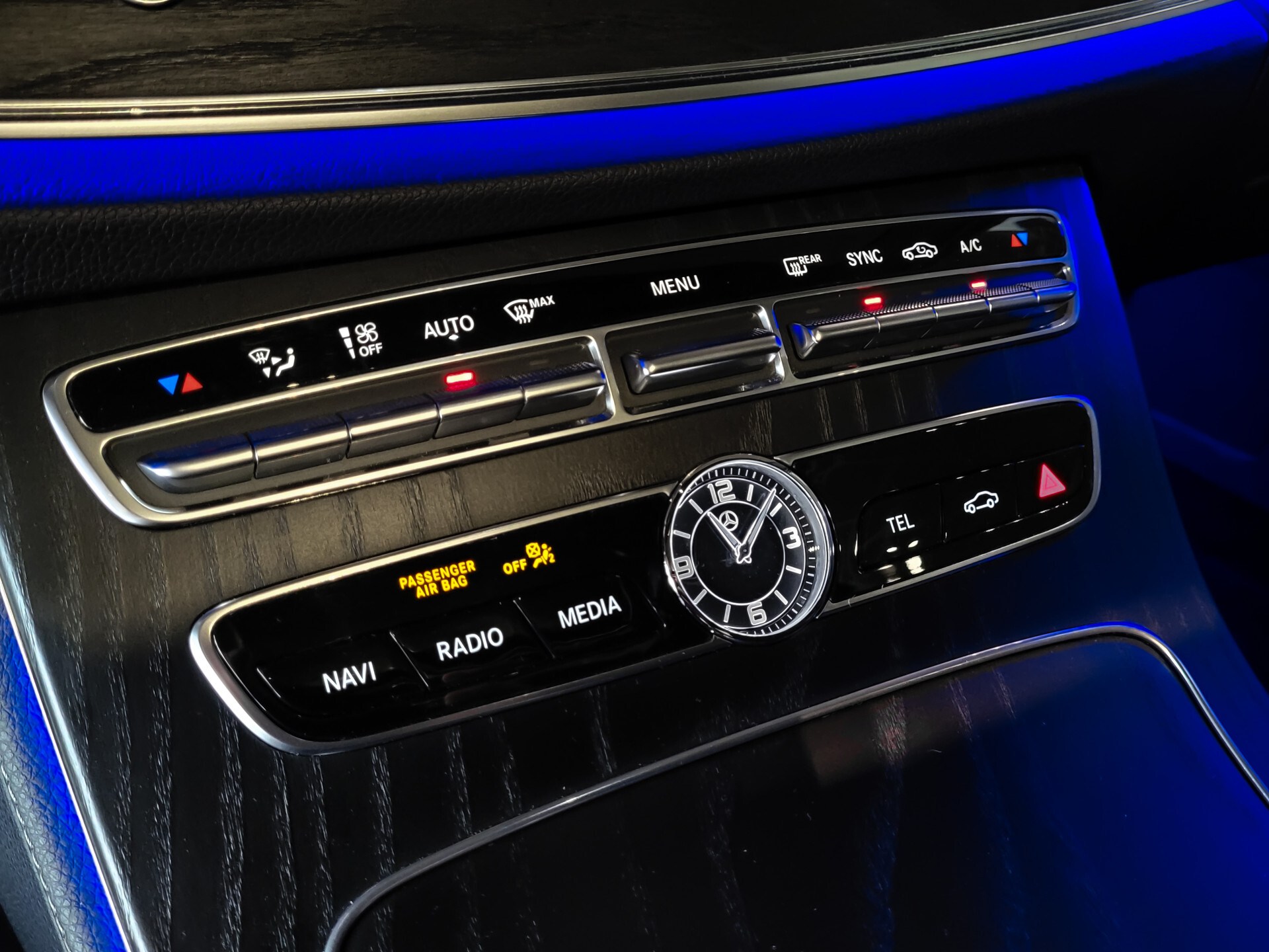 Mercedes-Benz E-Klasse 300 AMG Schuifdak | Afn-Trekhaak | DAB | Carplay | Verw-Stoelen Aut9 Foto 20