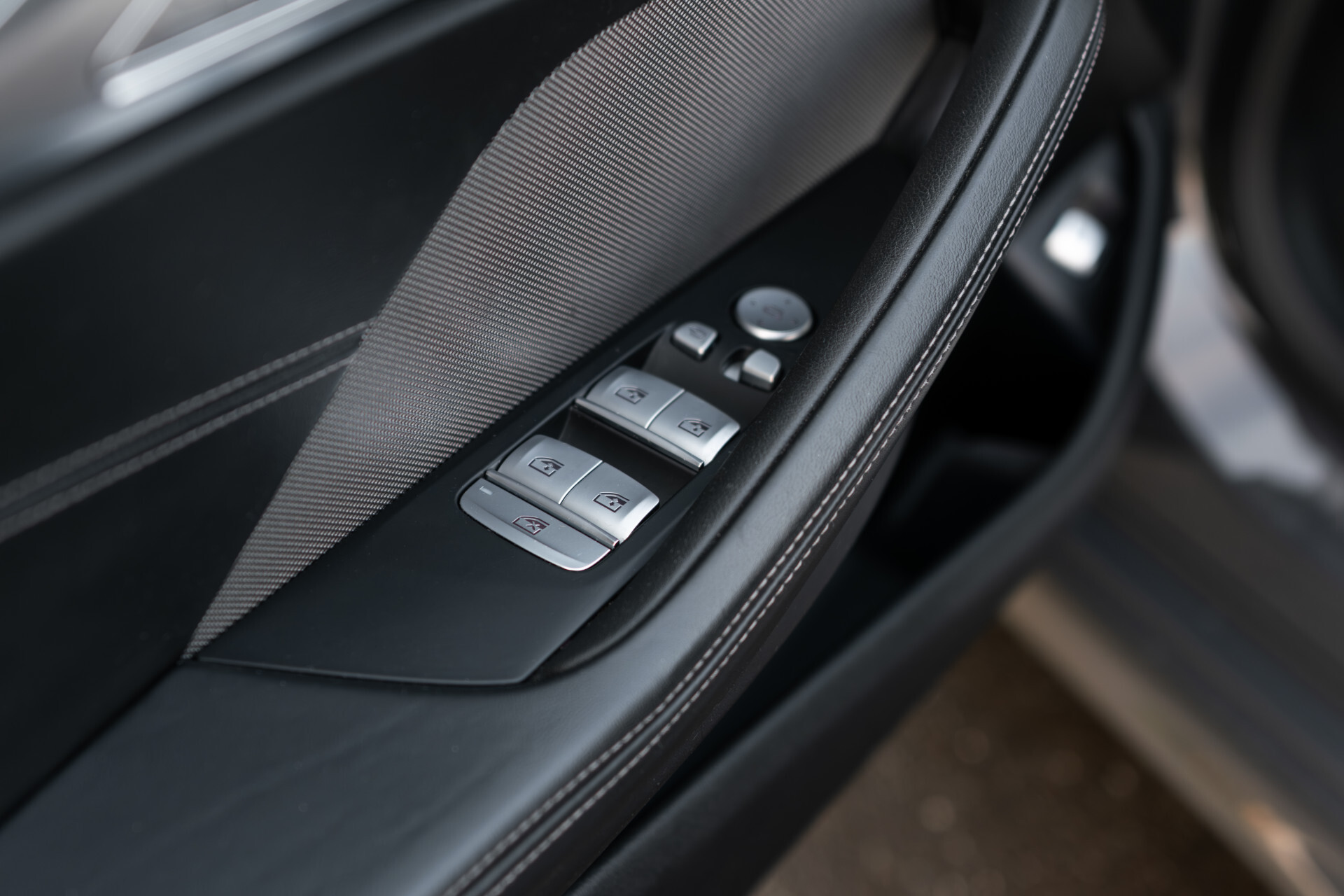 BMW 8 Serie Gran Coupé 840i xDrive High Executive Dravit Grey | Carbon | Achterassturing | Performance stoelen | ACC | HK Sound | Full Options Foto 13