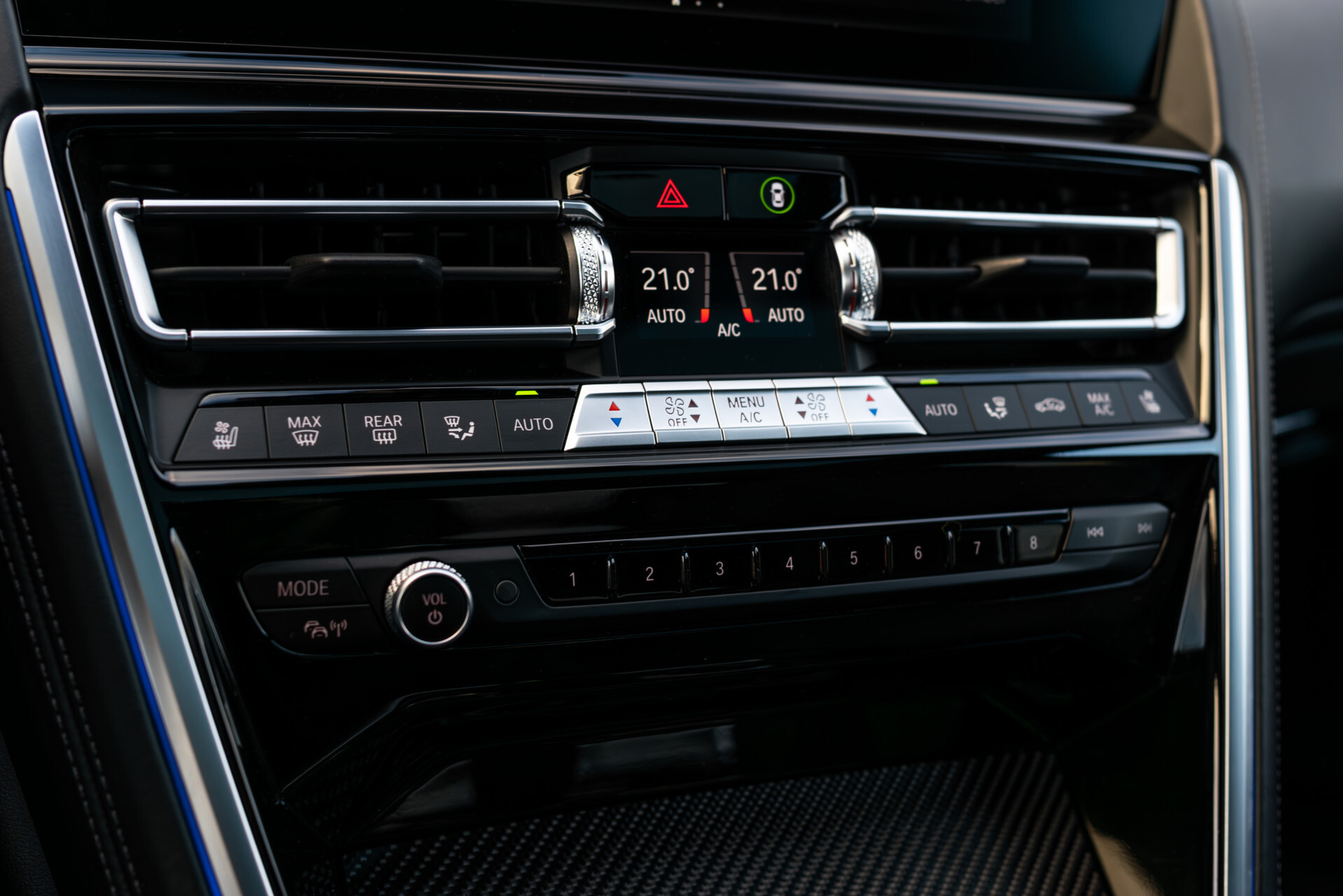 BMW 8 Serie Gran Coupé 840i xDrive High Executive Dravit Grey | Carbon | Achterassturing | Performance stoelen | ACC | HK Sound | Full Options Foto 32