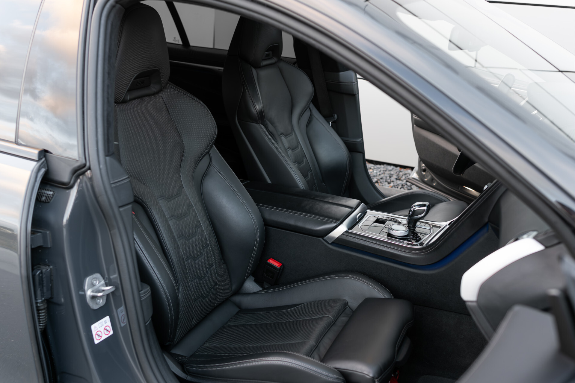 BMW 8 Serie Gran Coupé 840i xDrive High Executive Dravit Grey | Carbon | Achterassturing | Performance stoelen | ACC | HK Sound | Full Options Foto 6