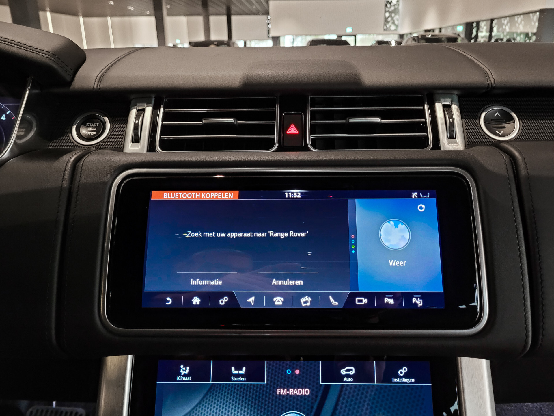 Land Rover Range Rover 4.4 SDV8 Autobiography SVO | Full options | volledig historie | NL auto Foto 17