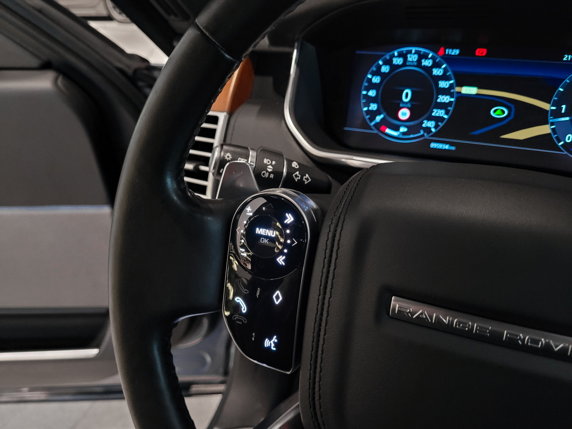 Land Rover Range Rover 4.4 SDV8 Autobiography SVO | Full options | volledig historie | NL auto Foto 22