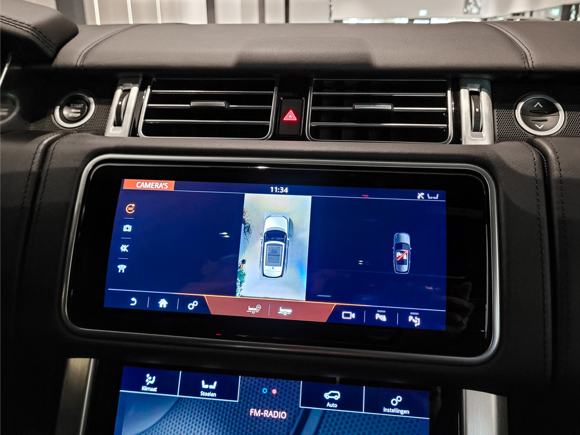 Land Rover Range Rover 4.4 SDV8 Autobiography SVO | Full options | volledig historie | NL auto Foto 23