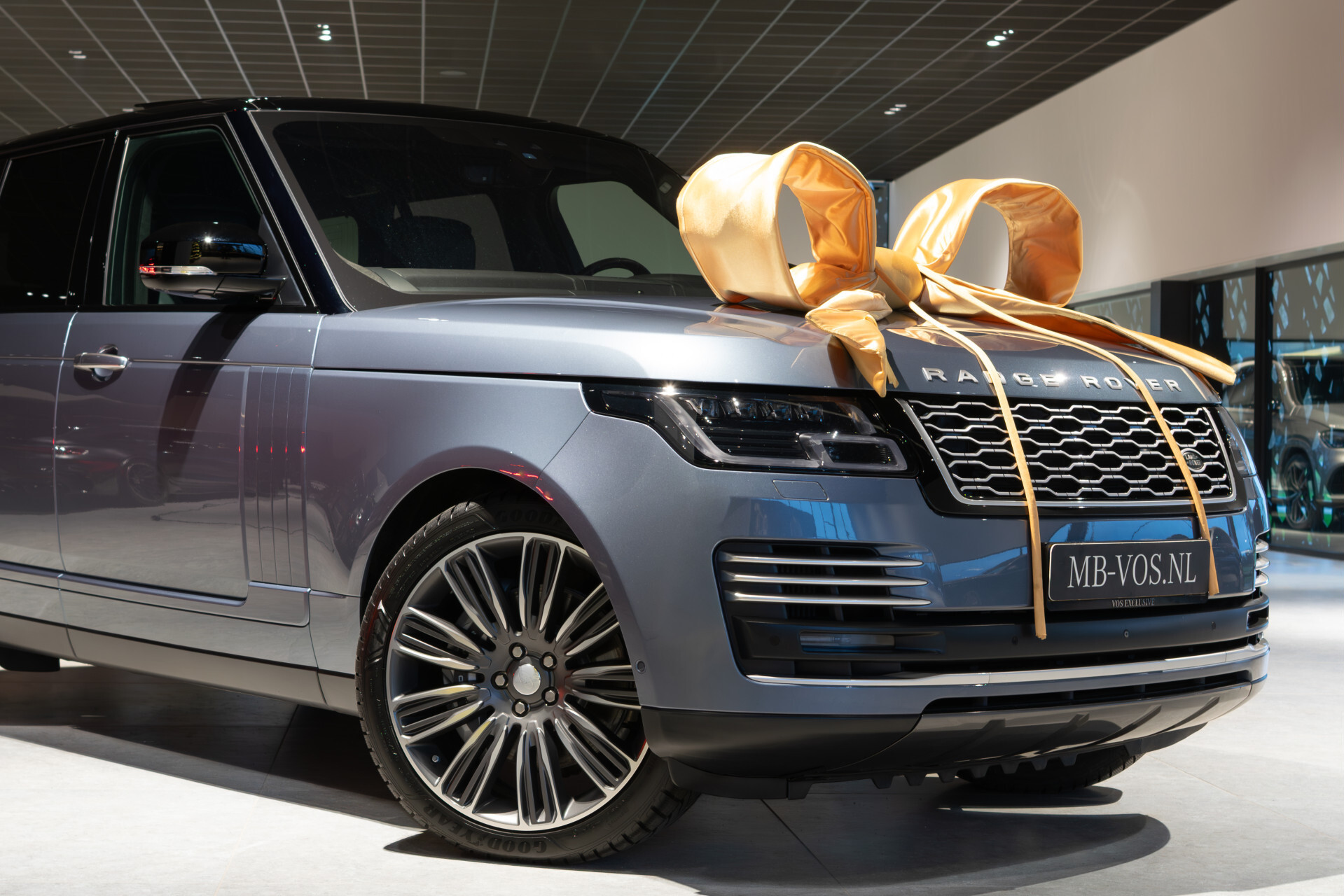 Land Rover Range Rover 4.4 SDV8 Autobiography SVO | Full options | volledig historie | NL auto Foto 3