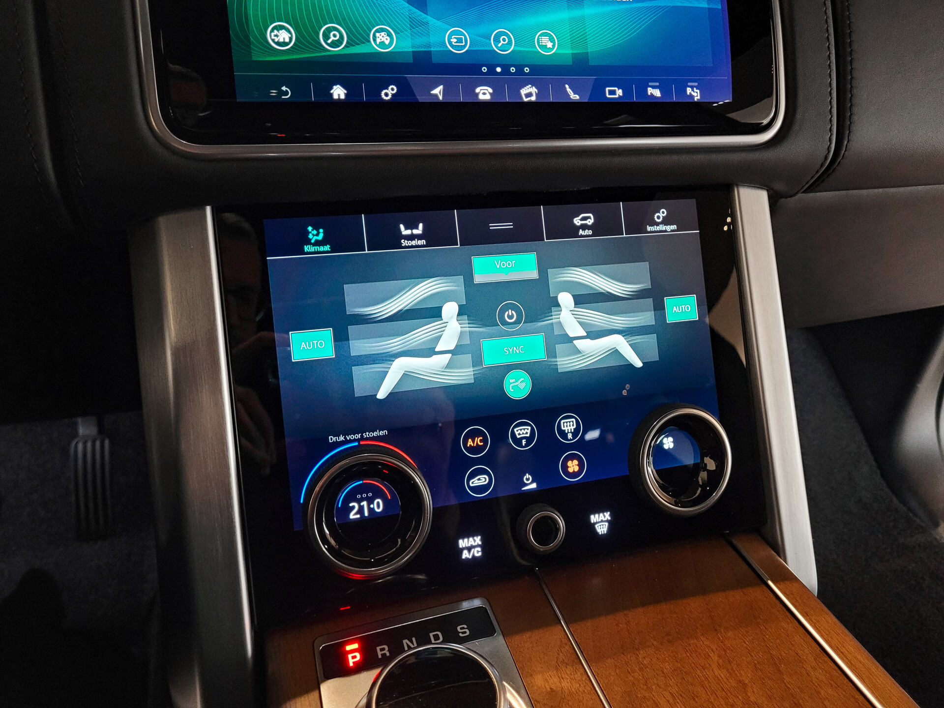 Land Rover Range Rover 4.4 SDV8 Autobiography SVO | Full options | volledig historie | NL auto Foto 30