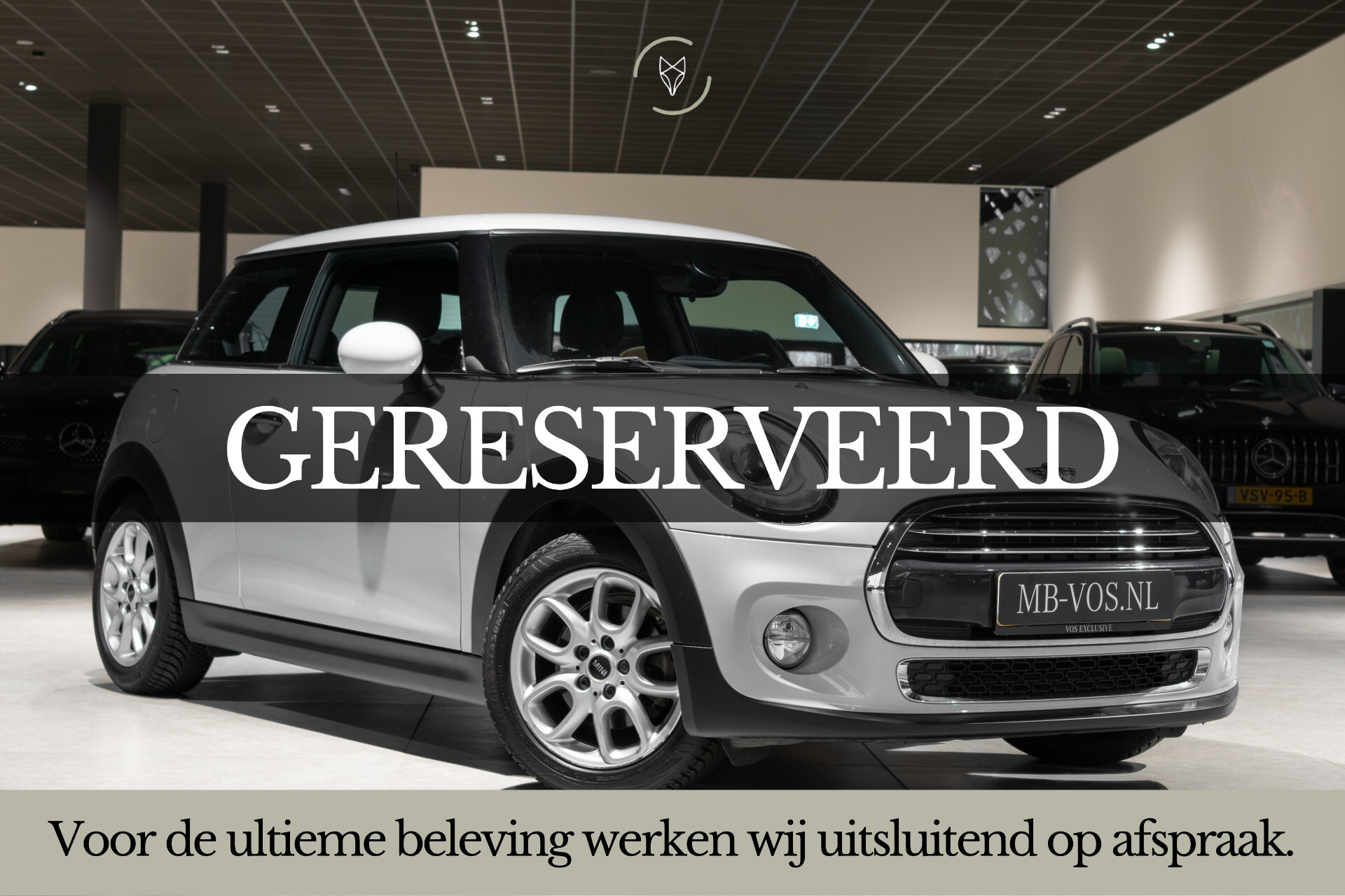 MINI Mini 1.5 Cooper Serious Business Automaat Keyless | Gr-Navi | LED | CC | PDC | Volledige historie Foto 1