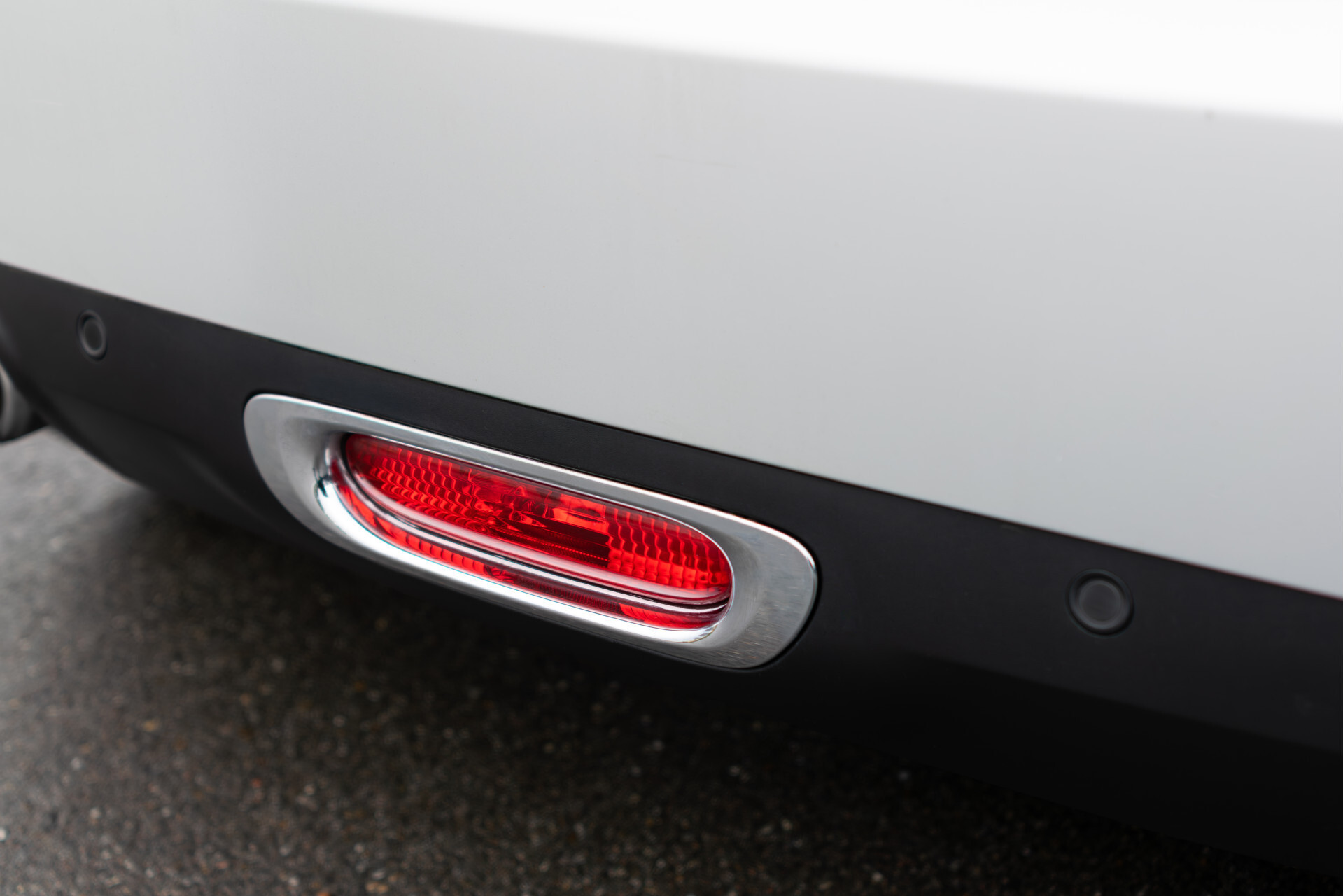 MINI Mini 1.5 Cooper Serious Business Automaat Keyless | Gr-Navi | LED | CC | PDC | Volledige historie Foto 25